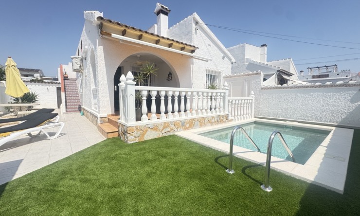 Frittliggende Villa - Videresalg - Orihuela Costa - Villamartin