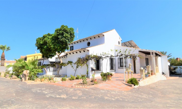 Frittliggende Villa - Videresalg - Orihuela Costa - VRE OC1865