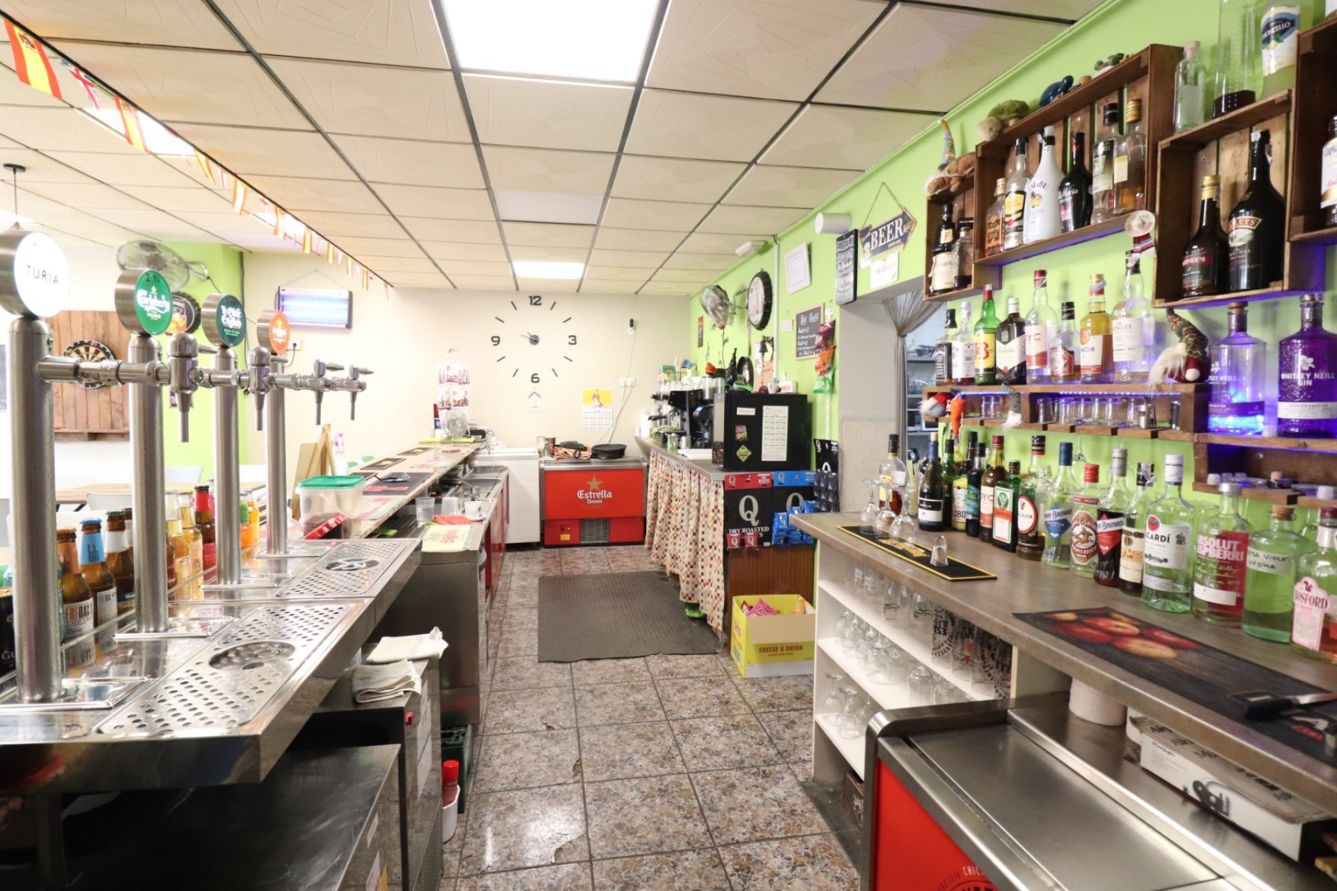 Kommersiell - Kommersiell - Formentera del Segura - Formentera - Landsby