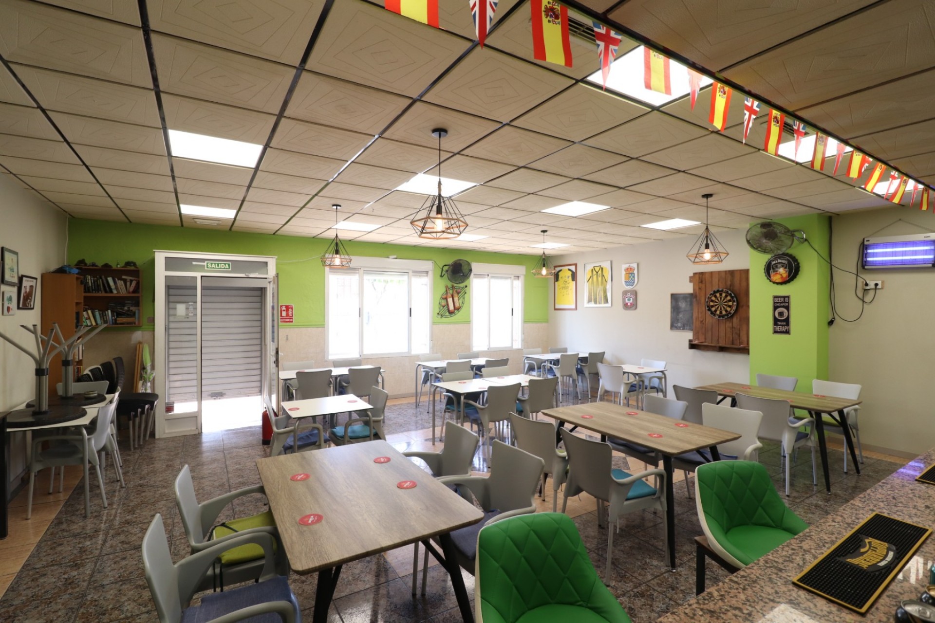 Kommersiell - Kommersiell - Formentera del Segura - Formentera - Landsby