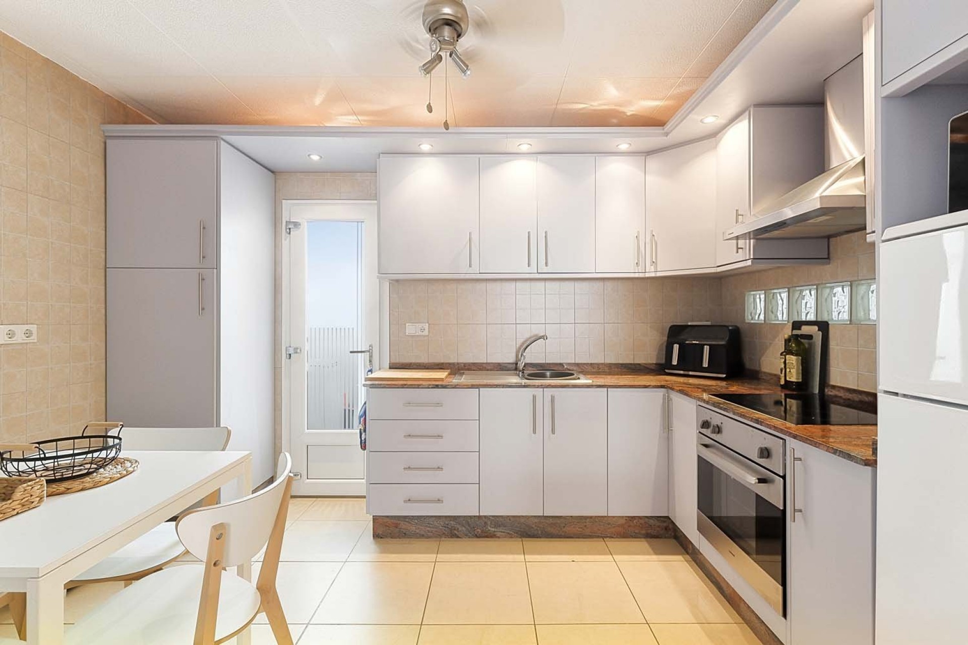 La Revente - Appartement - Lo Pagan - Lo Pagan - Ville
