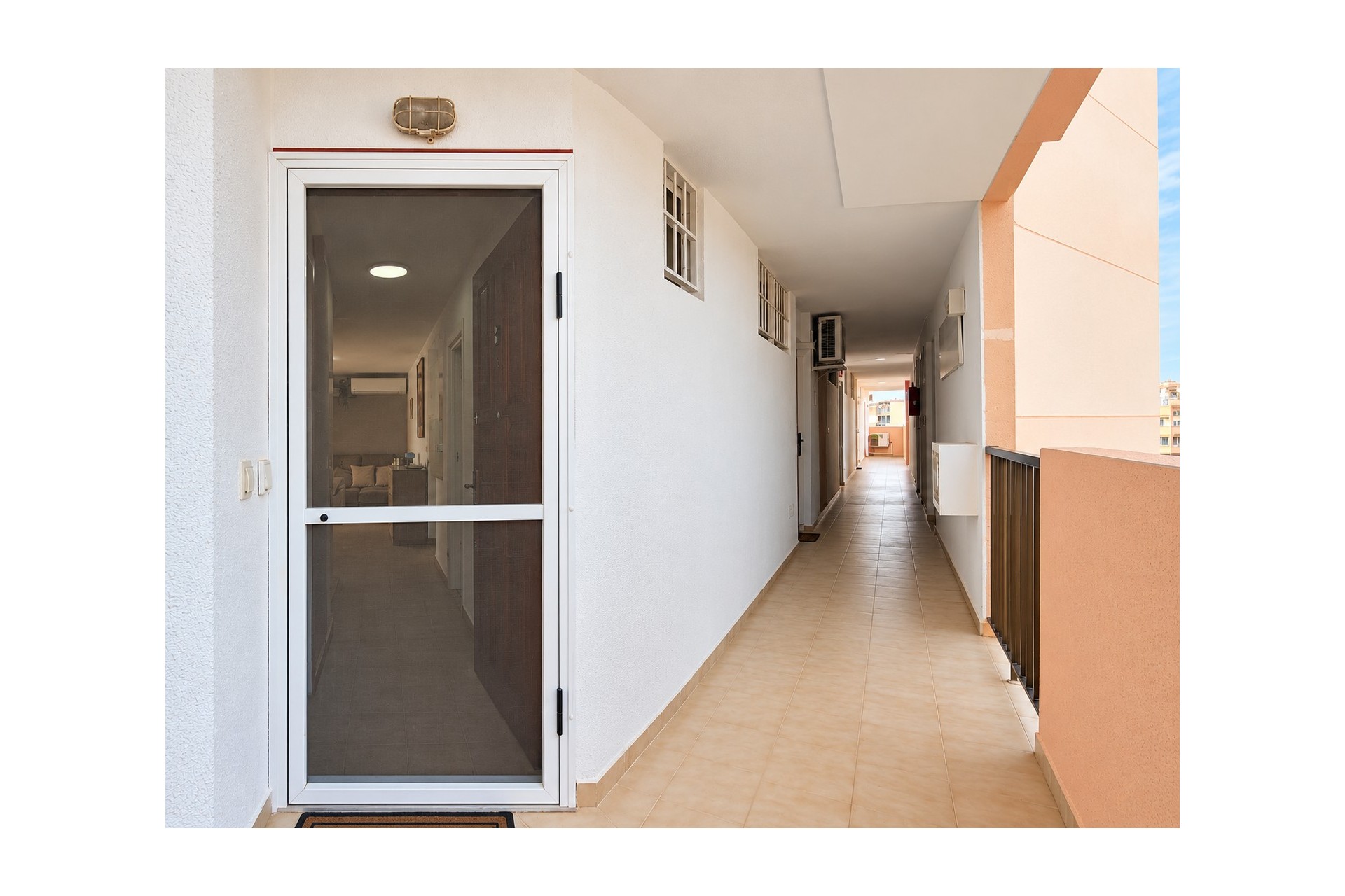 La Revente - Appartement - Torrevieja - La Mata - Ville