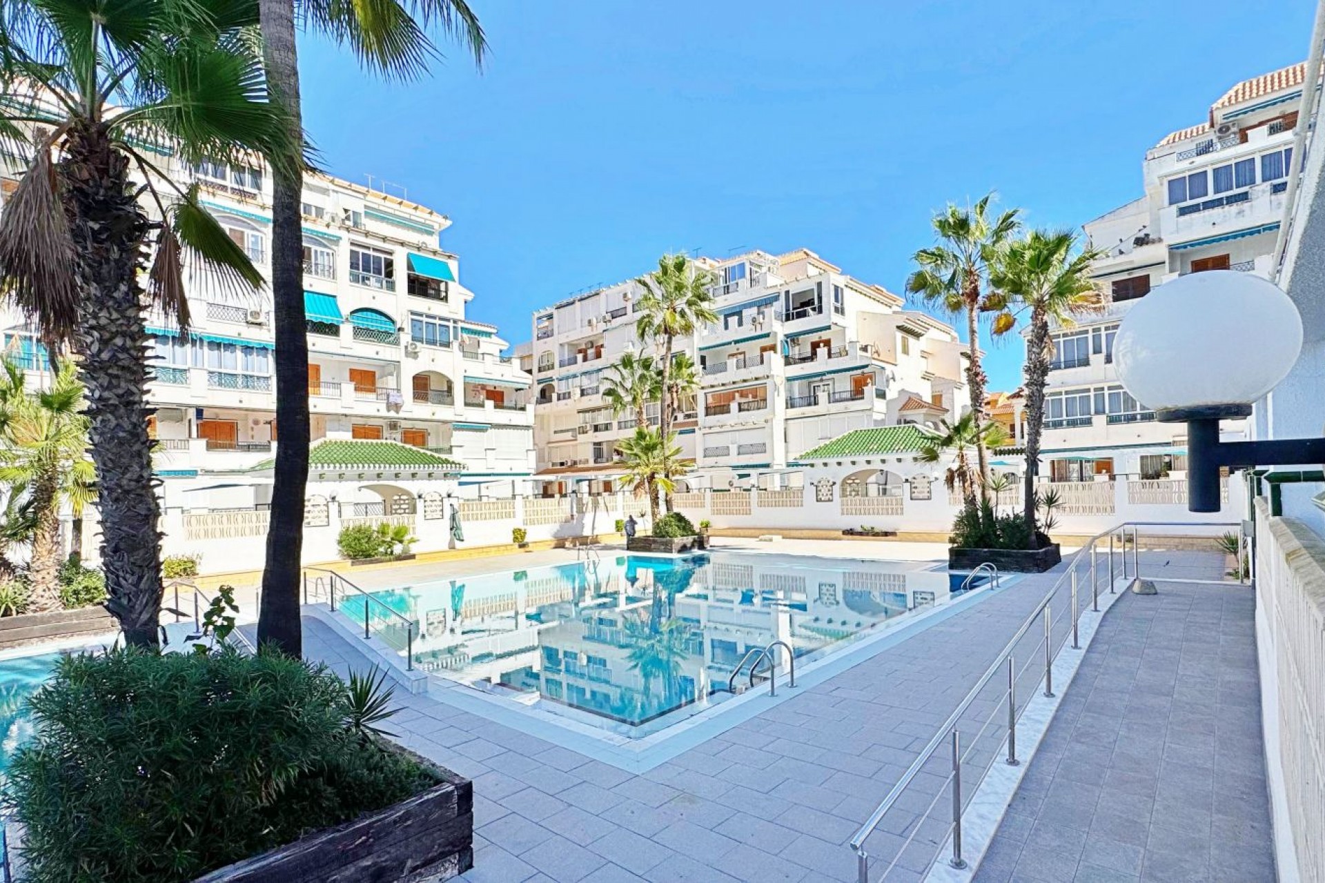 La Revente - Appartement - Torrevieja - Torre La Mata