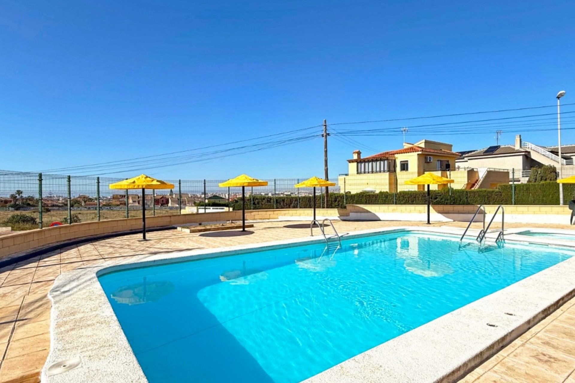 La Revente - Appartement - Torrevieja - Torre La Mata