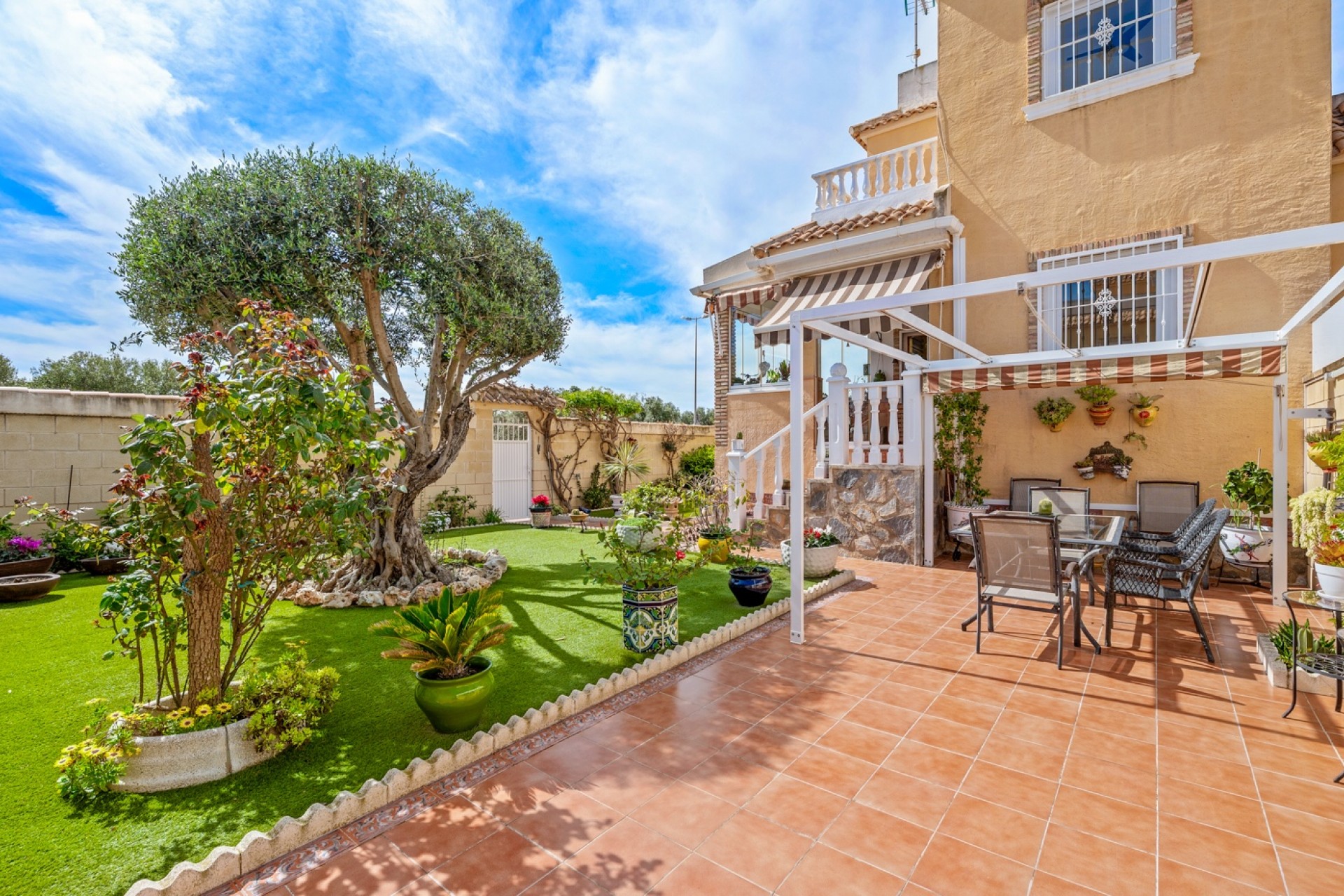 La Revente - Quad Villa - Ciudad Quesada - Doña Pepa