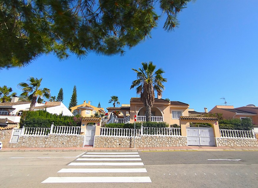 La Revente - Villa - Ciudad Quesada - Pueblo Lucero
