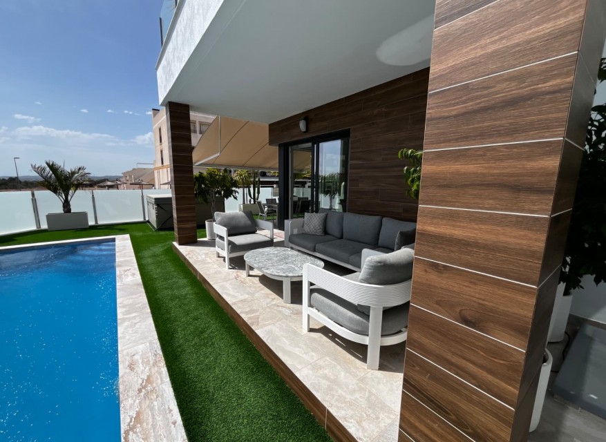 La Revente - Villa - Los Montesinos - Entre Naranjos / Vistabella Golf
