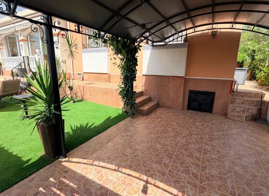 La Revente - Villa - Los Montesinos - La Herrada