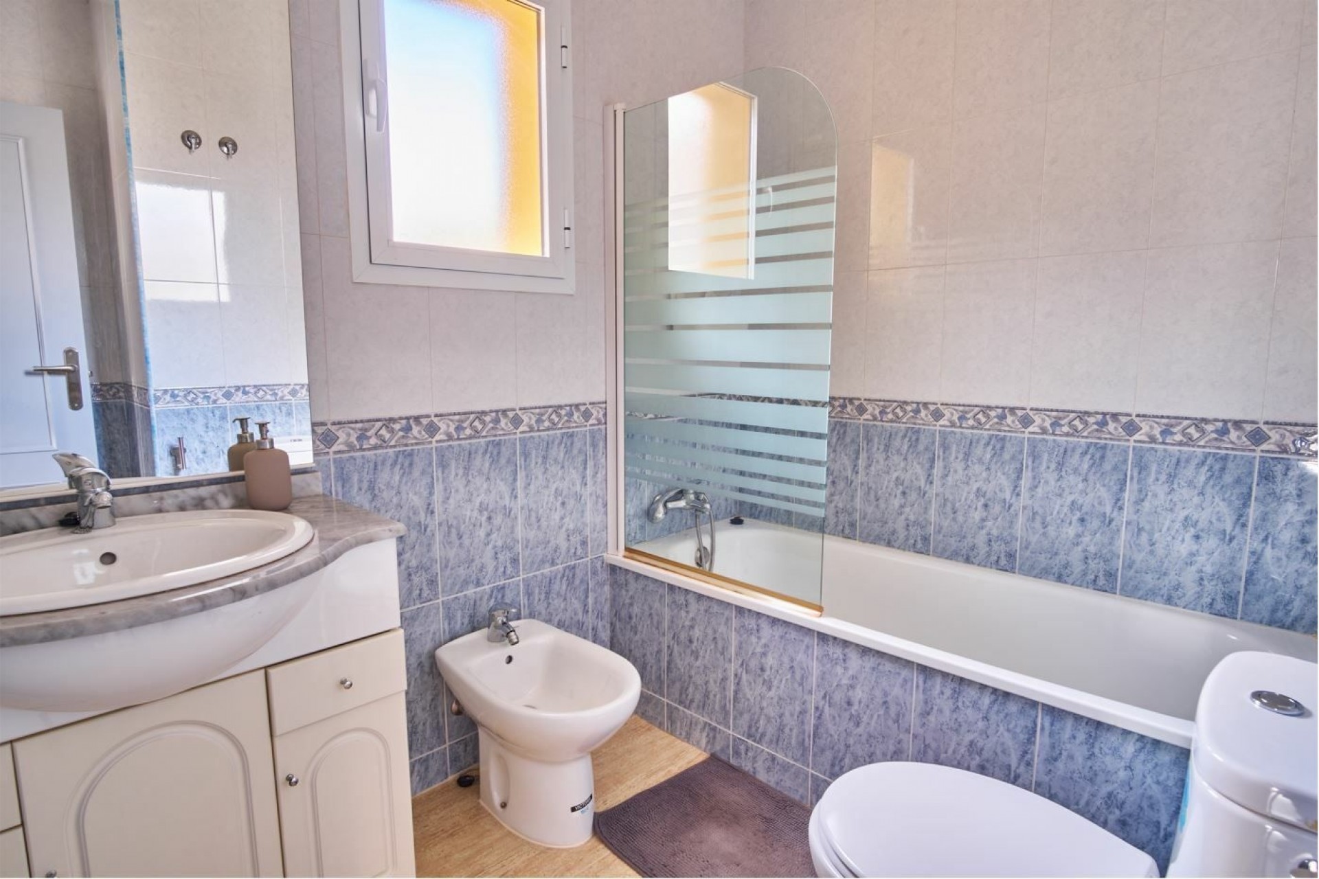 La Revente - Villa - Los Montesinos - La Herrada