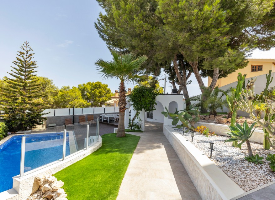 La Revente - Villa - Orihuela Costa - Los Balcones