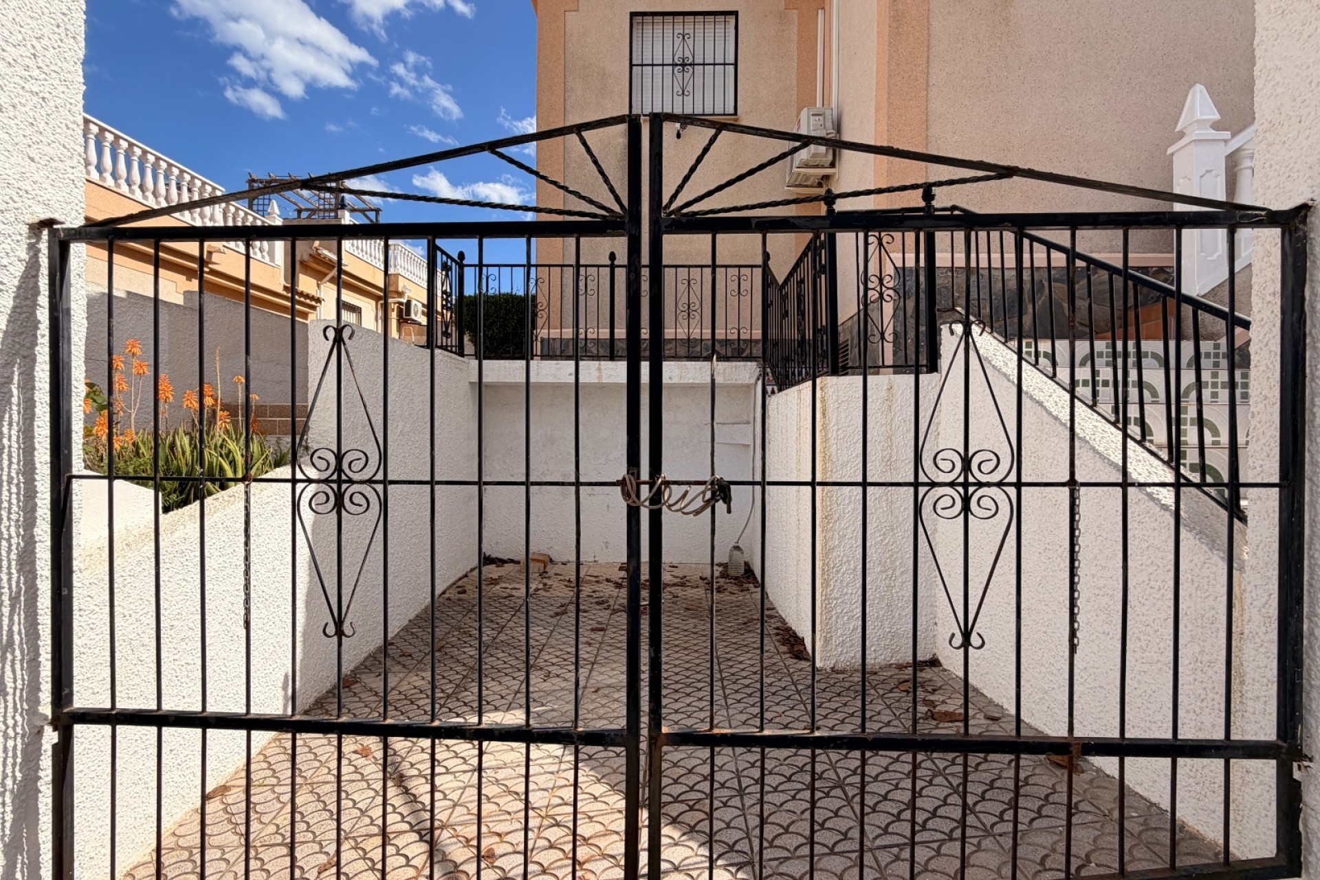 La Revente - Villa Quadruple - Ciudad Quesada - La Marquesa