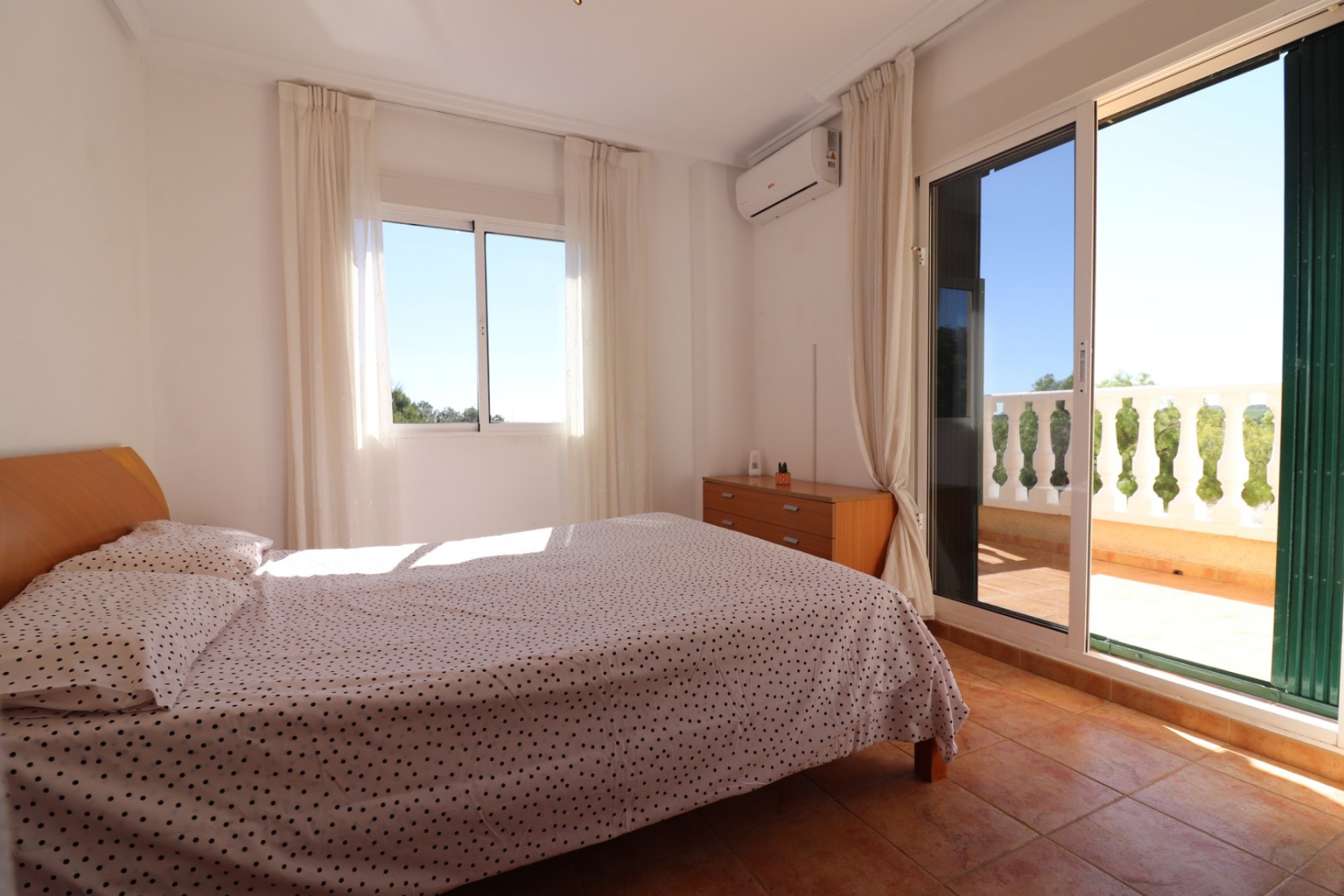 La Revente - Villa - San Miguel de Salinas - Lake View Mansions