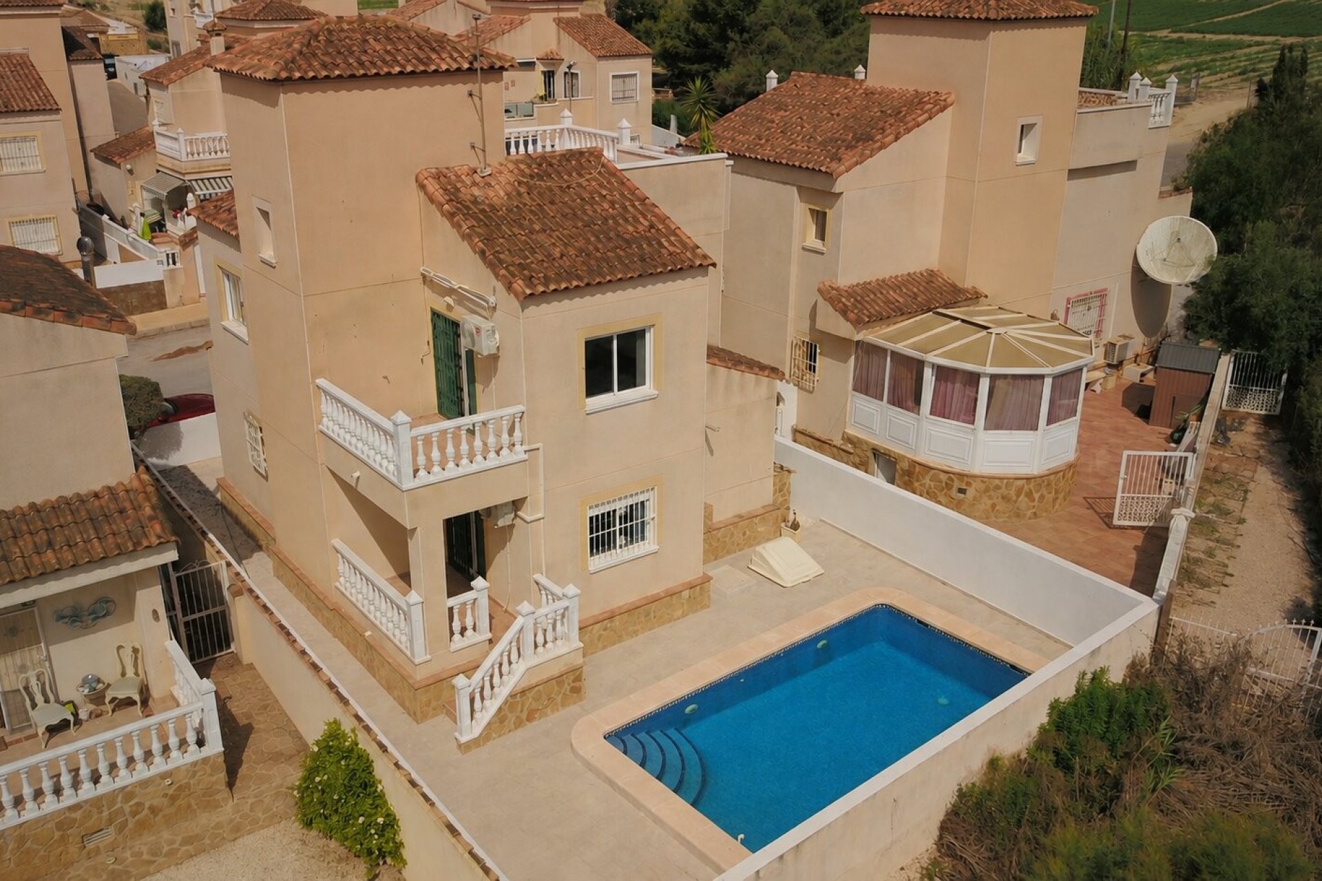 La Revente - Villa - San Miguel de Salinas - Lake View Mansions