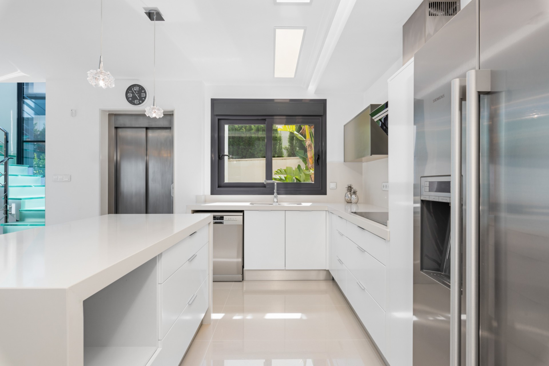 La Revente - Villa - San Miguel de Salinas - Las Comunicaciones