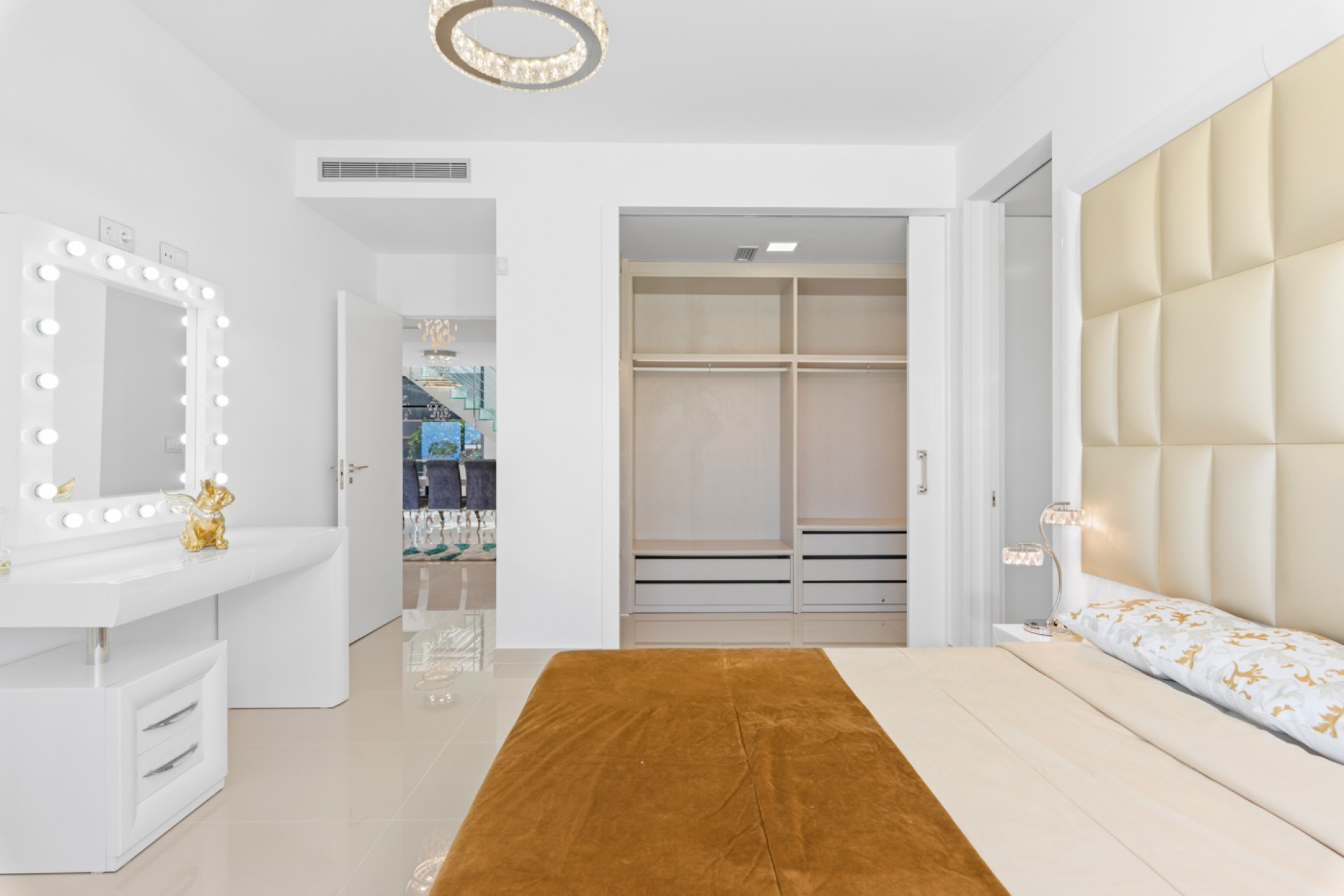 La Revente - Villa - San Miguel de Salinas - Las Comunicaciones