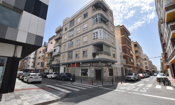 Leilighet - Videresalg - Torrevieja - Torrevieja - Centre