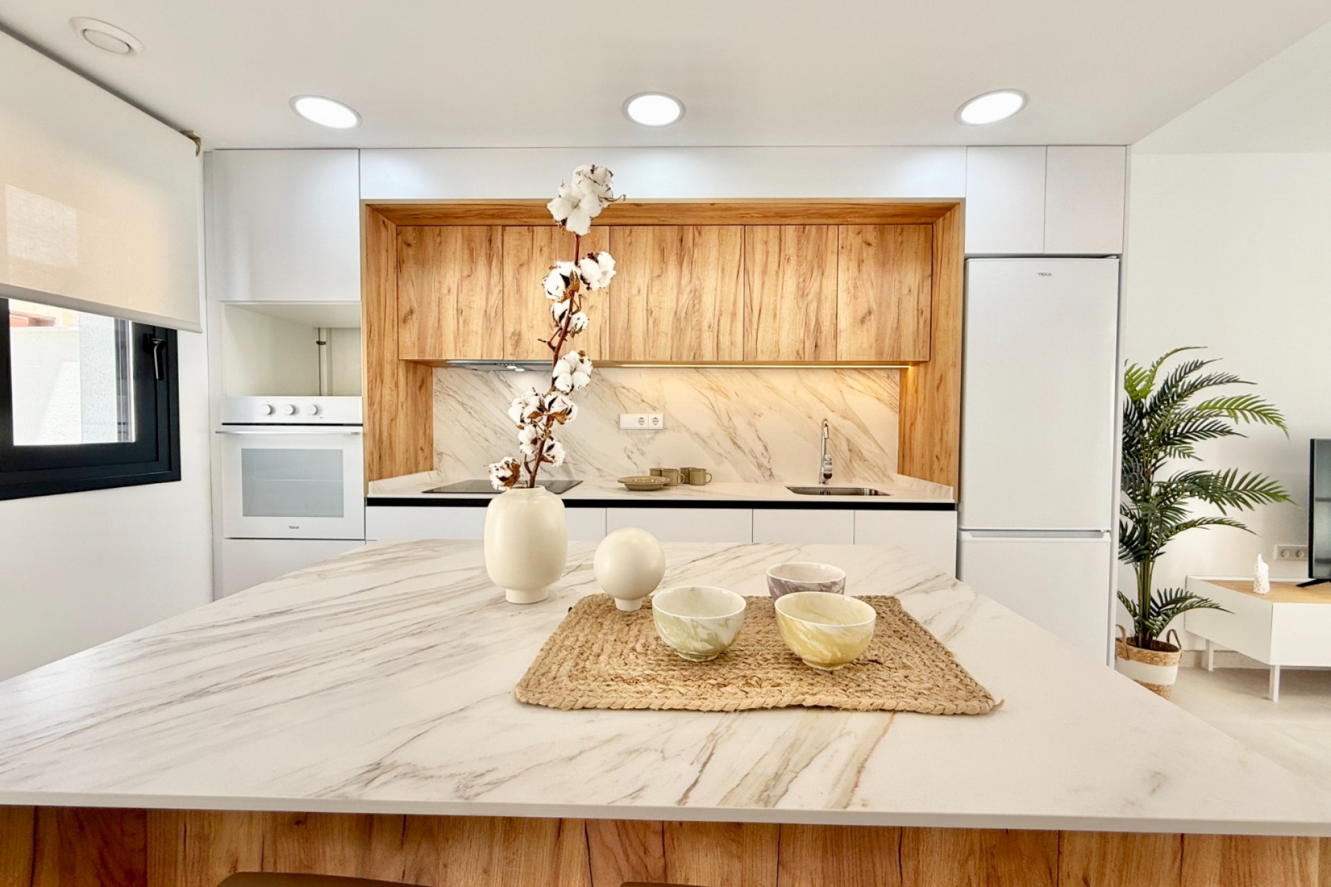 New - Apartment - Cox - San Fernando