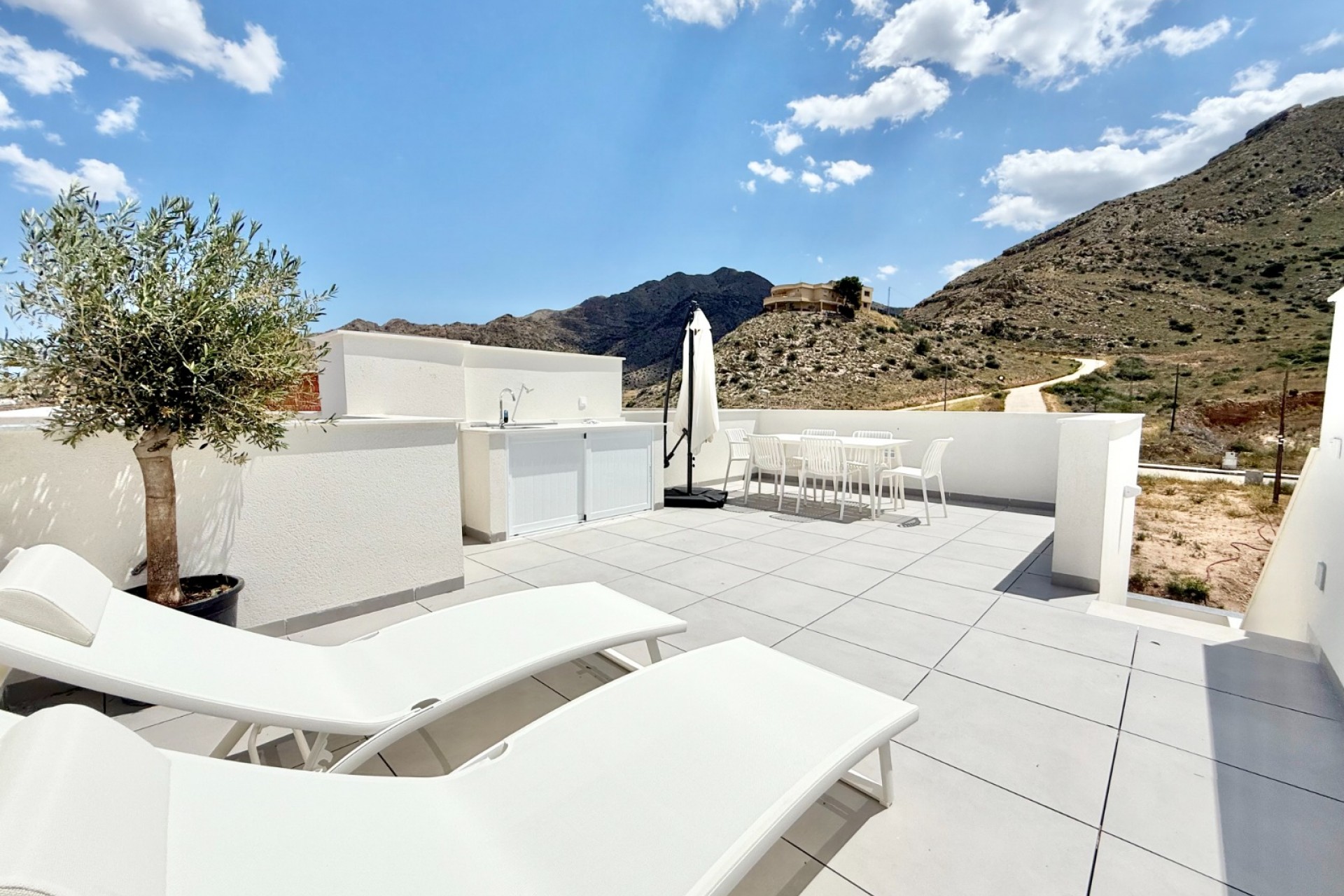 New - Apartment - Cox