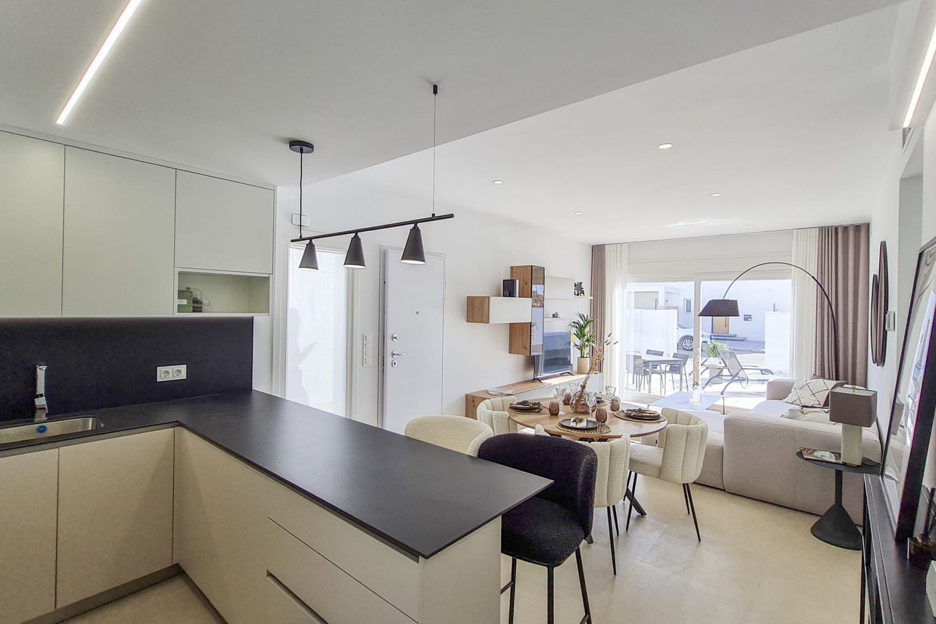 New - Detached Villa - Las Esperanzas