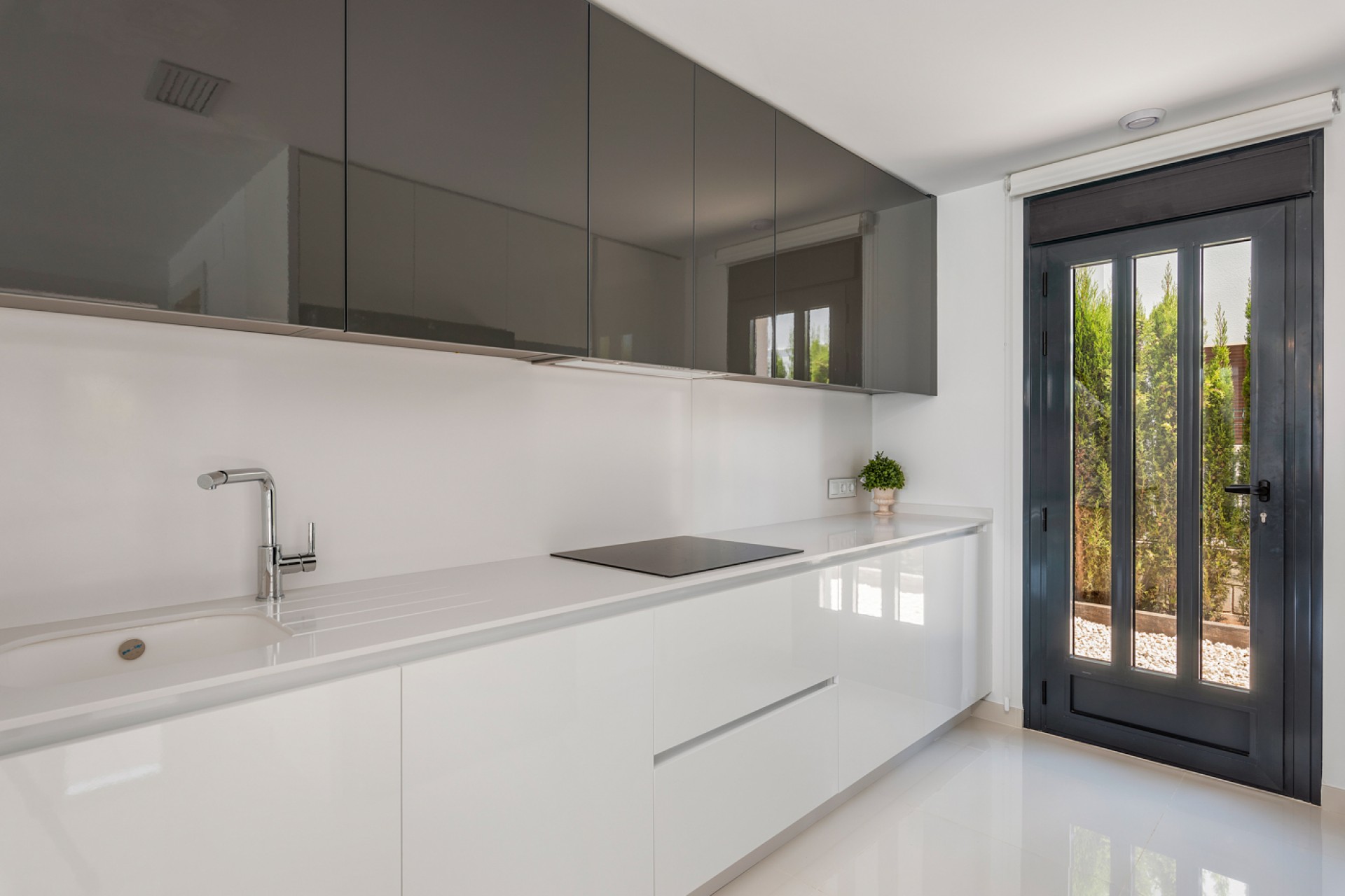 New - Detached Villa - Playa Paraiso