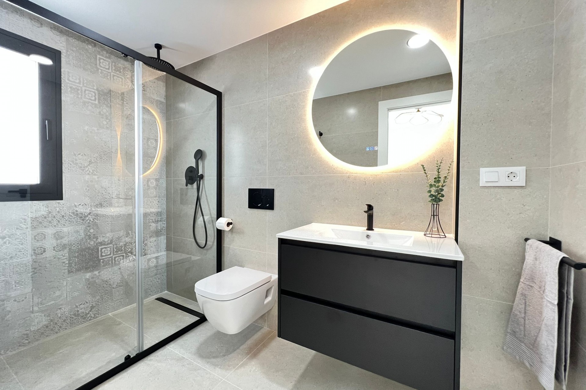 New - Townhouse - Benferri