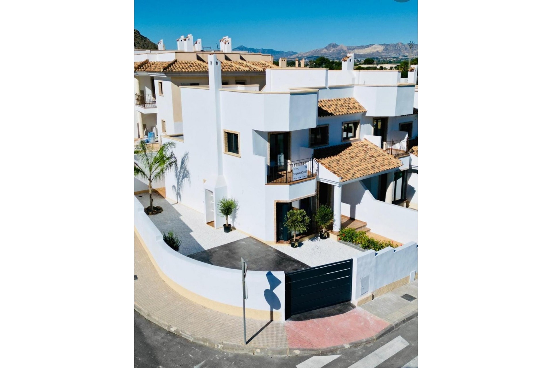 New - Townhouse - Cox - San Fernando