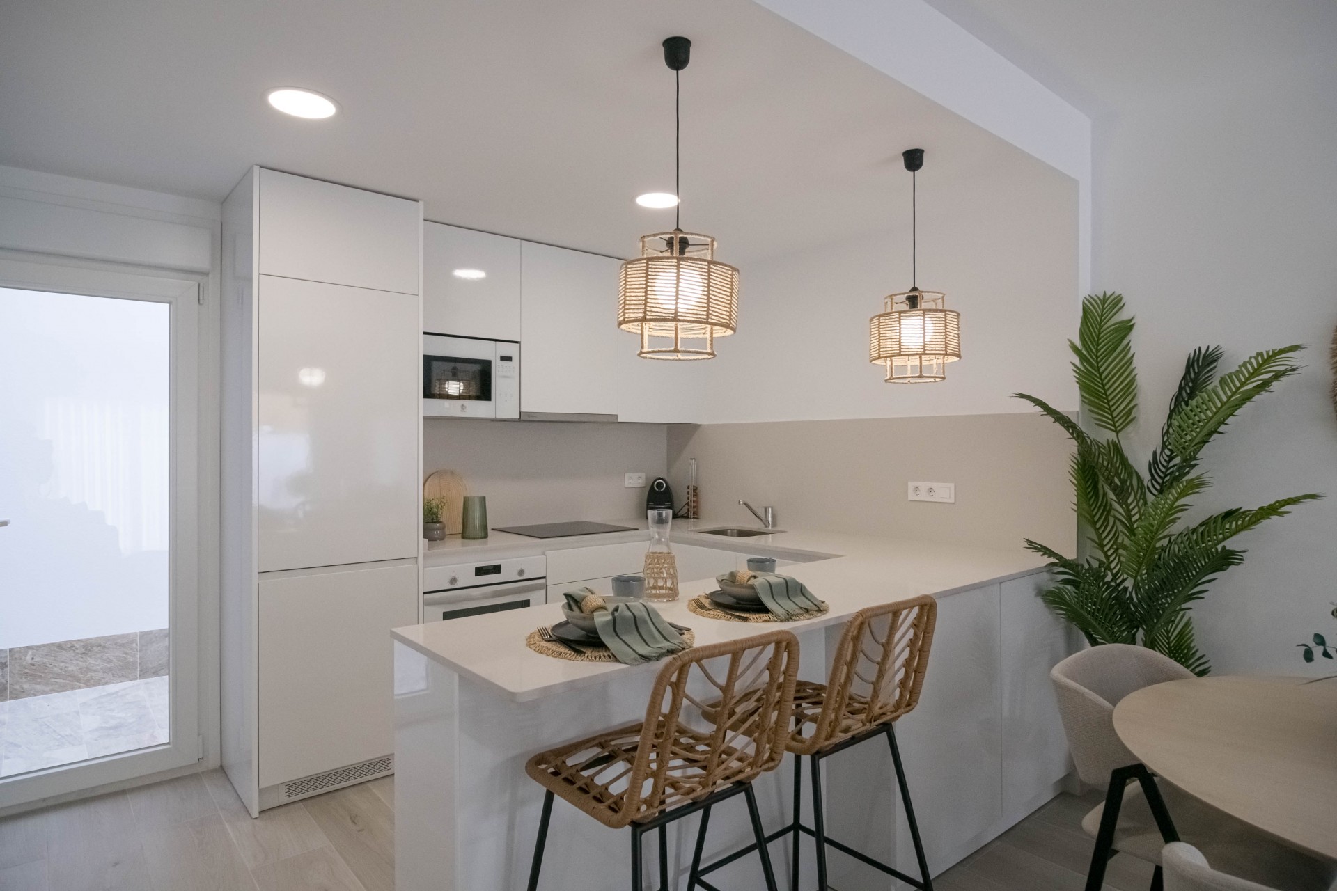 New - Townhouse - Jerónimo y Avileses