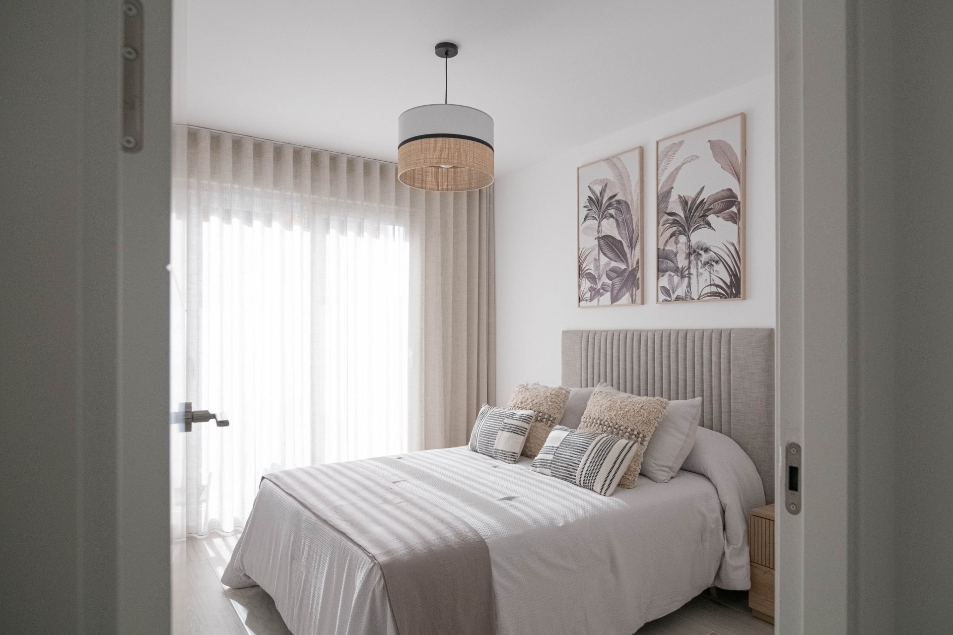 New - Townhouse - Jerónimo y Avileses