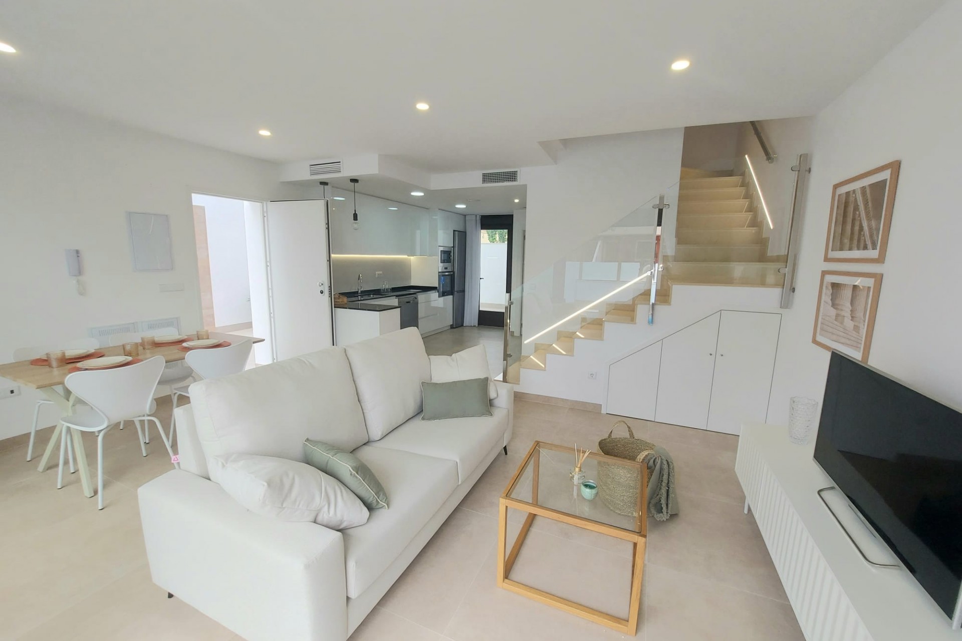 New - Townhouse - Las Esperanzas