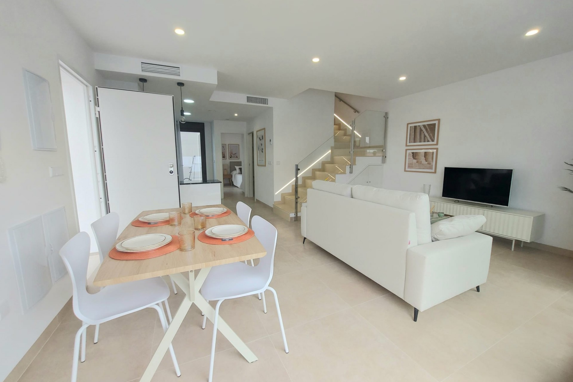 New - Townhouse - Las Esperanzas
