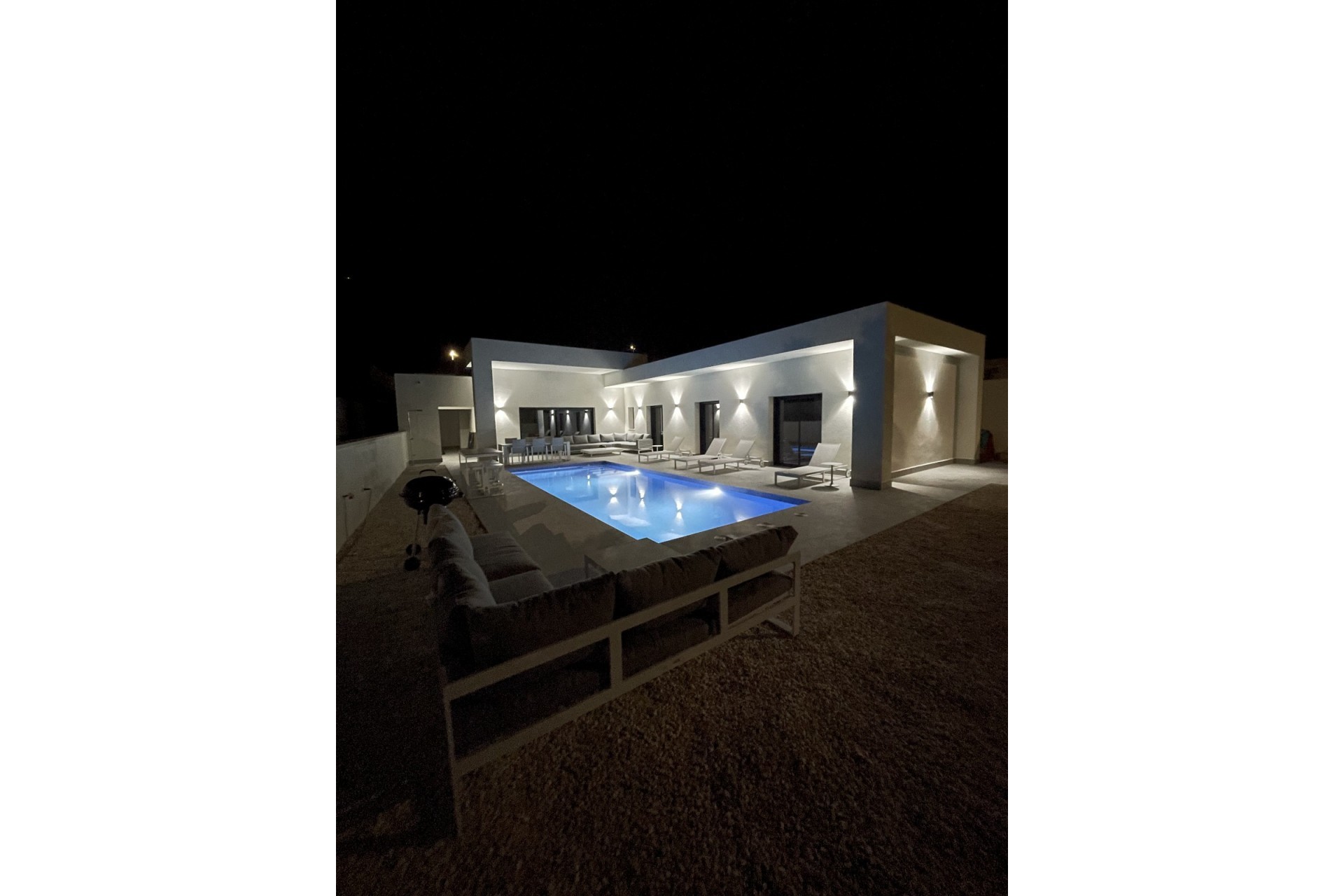 Nieuw - Vrijstaande Villa - La Romana - La Romana - Veld
