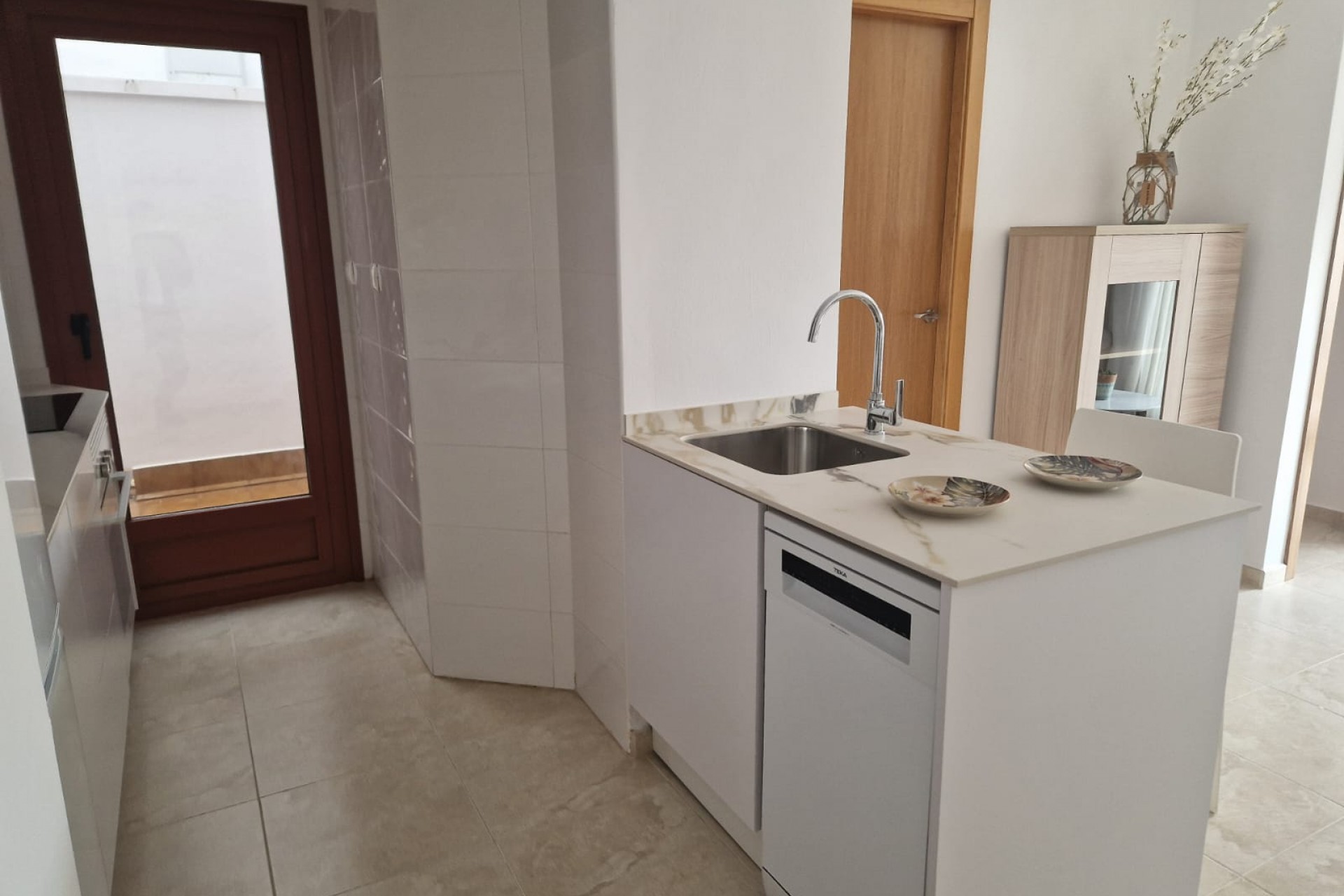 Nueva - Apartamento - Jerónimo y Avileses