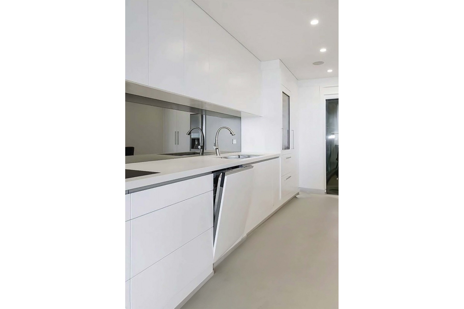 Nueva - Apartamento - Relleu