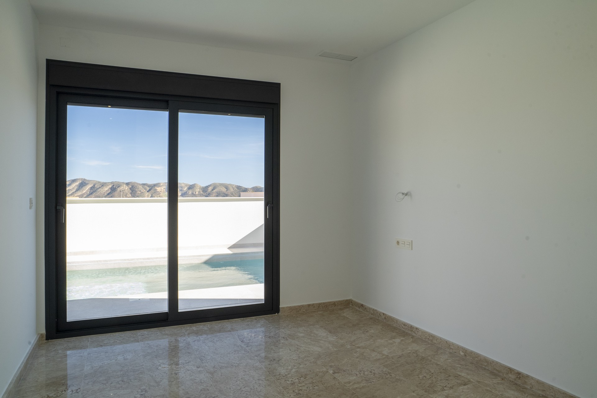 Nueva - Chalet - Coloma