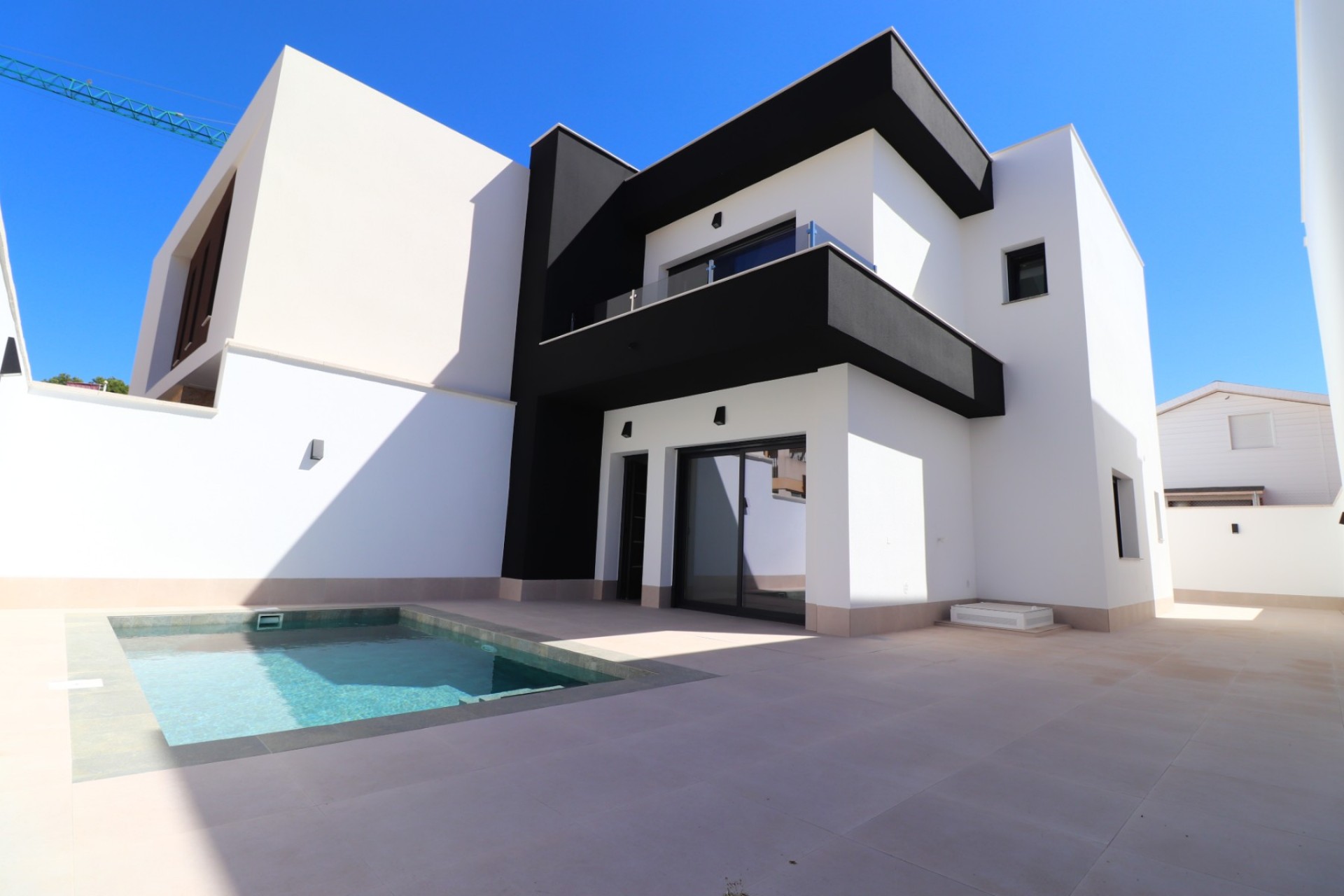 Nueva - Chalet - Heredades - Heredades - Pueblo