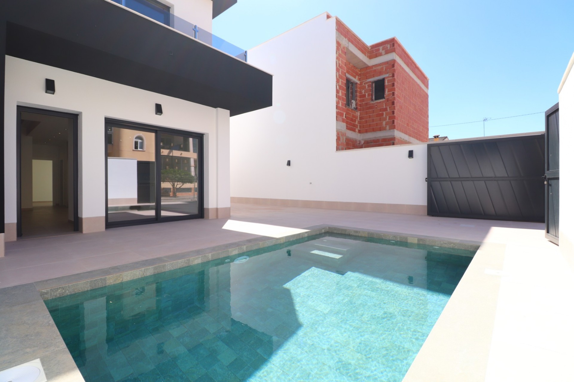 Nueva - Chalet - Heredades - Heredades - Pueblo