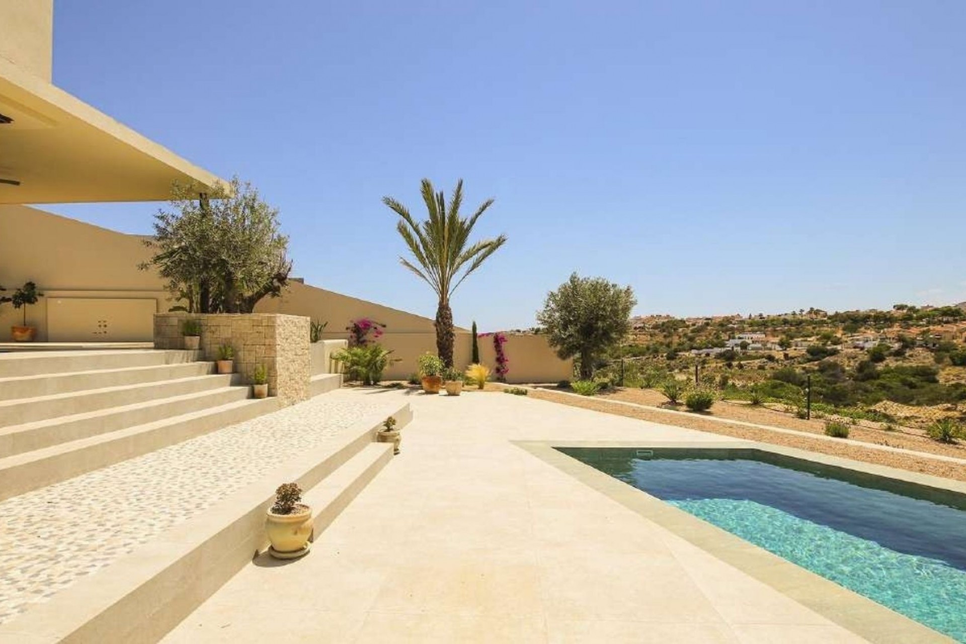 Nueva - Chalet - La Marina - La Escuera