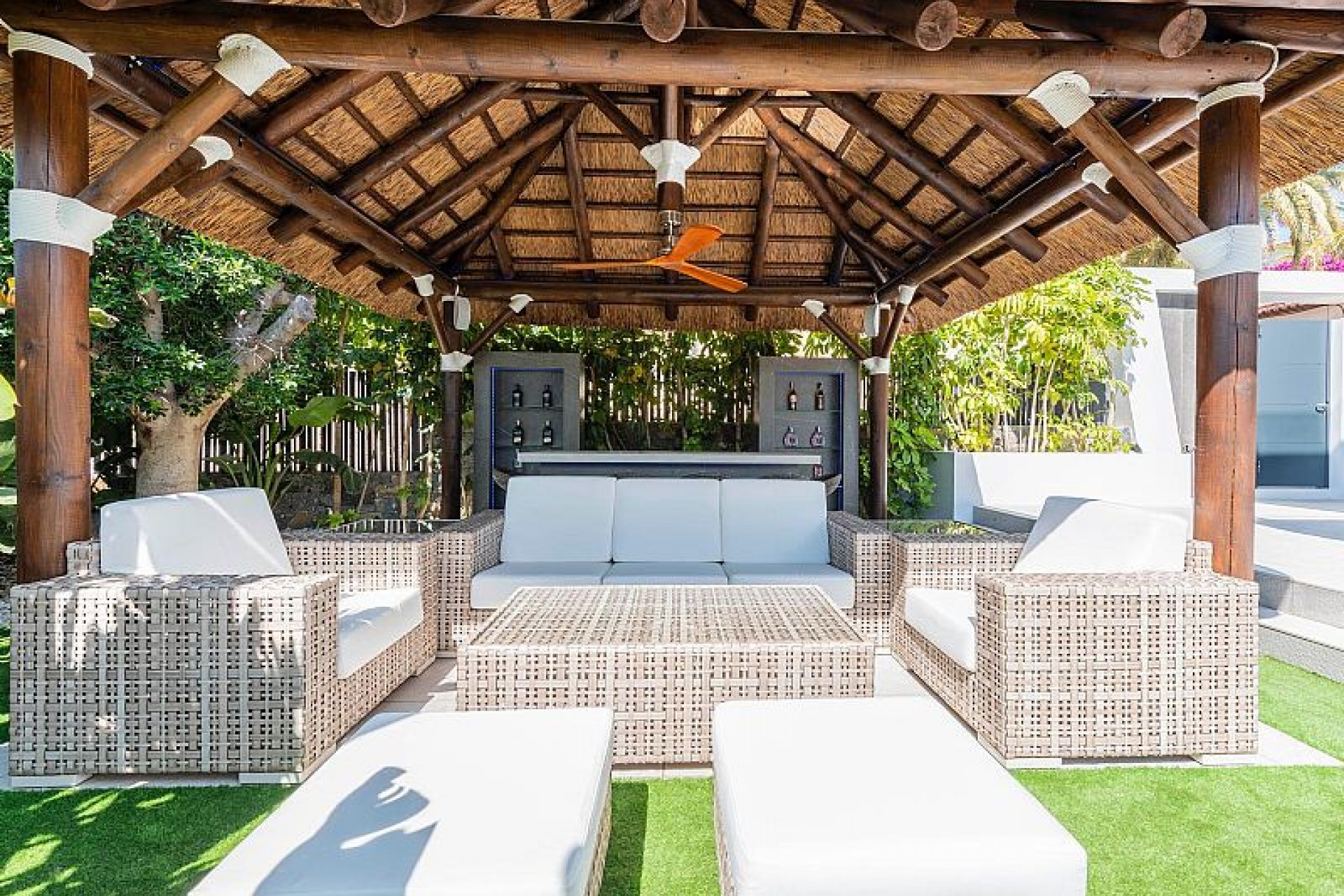 Nye - Frittliggende Villa - Calpe - Calpe - By