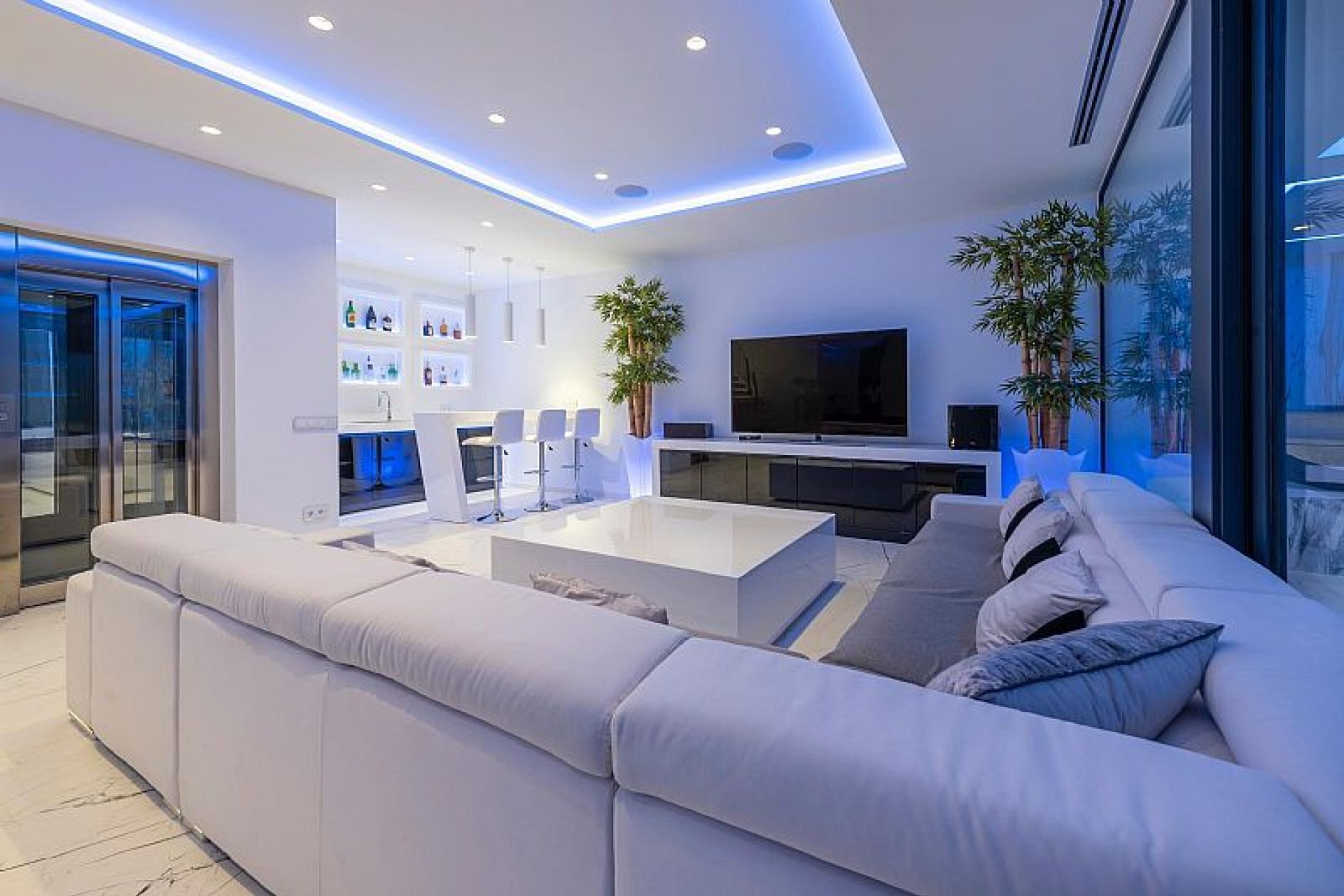 Nye - Frittliggende Villa - Calpe - Calpe - By