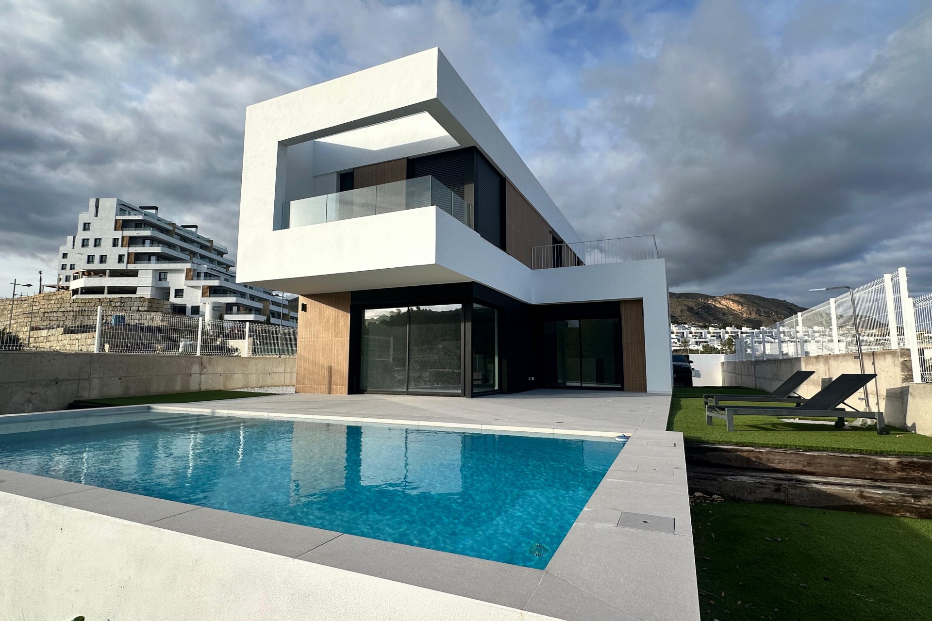 Nye - Frittliggende Villa - Finestrat - Sierra Cortina - Golf Bahia
