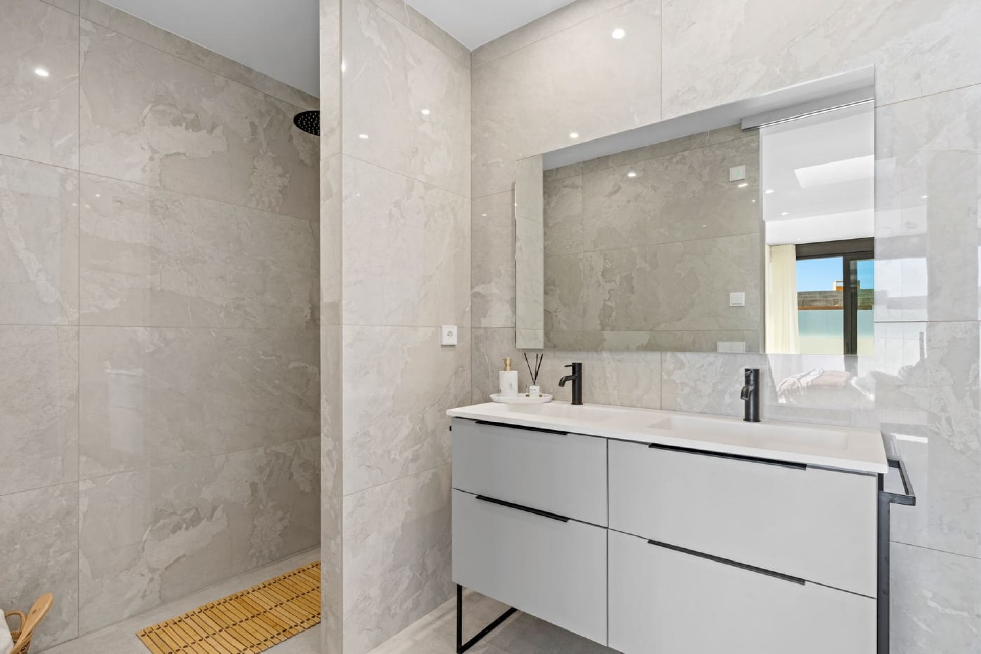 Nye - Frittliggende Villa - Polop