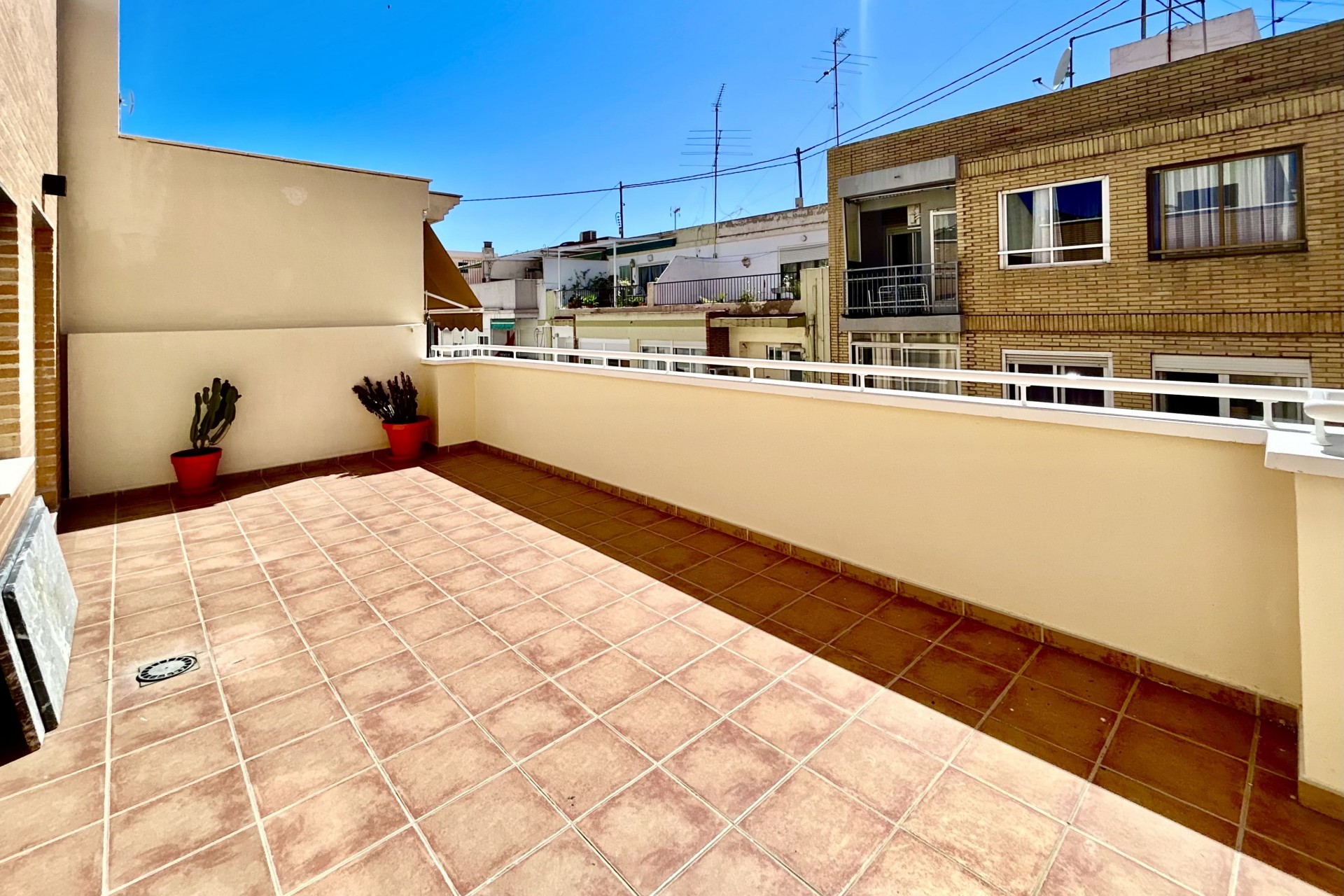 Nye - Leilighet - Alicante - Alicante - By