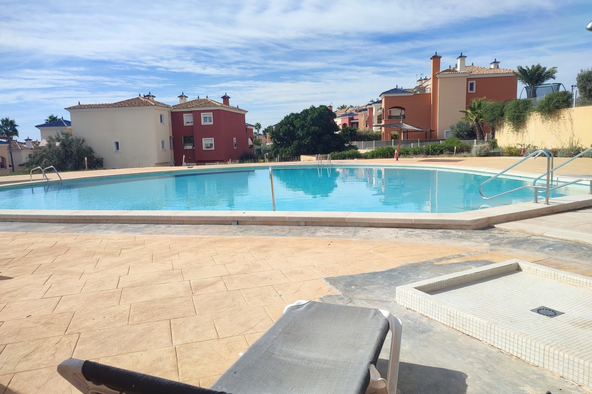 Re-Sale - Apartment - Altaona Golf - Country Village