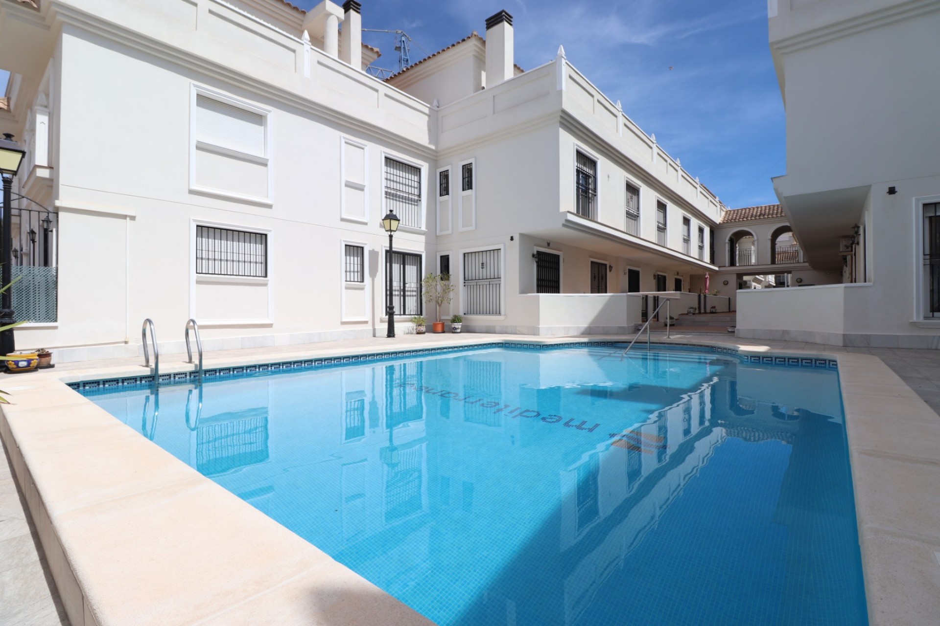 Re-Sale - Apartment - Formentera del Segura - Formentera - Village