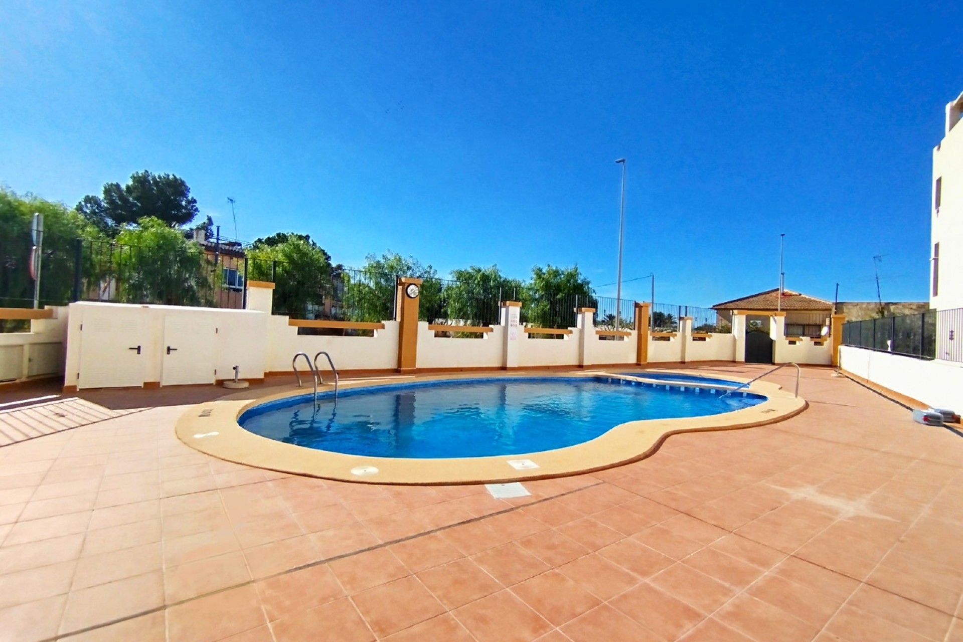 Re-Sale - Apartment - Formentera del Segura - Formentera - Village