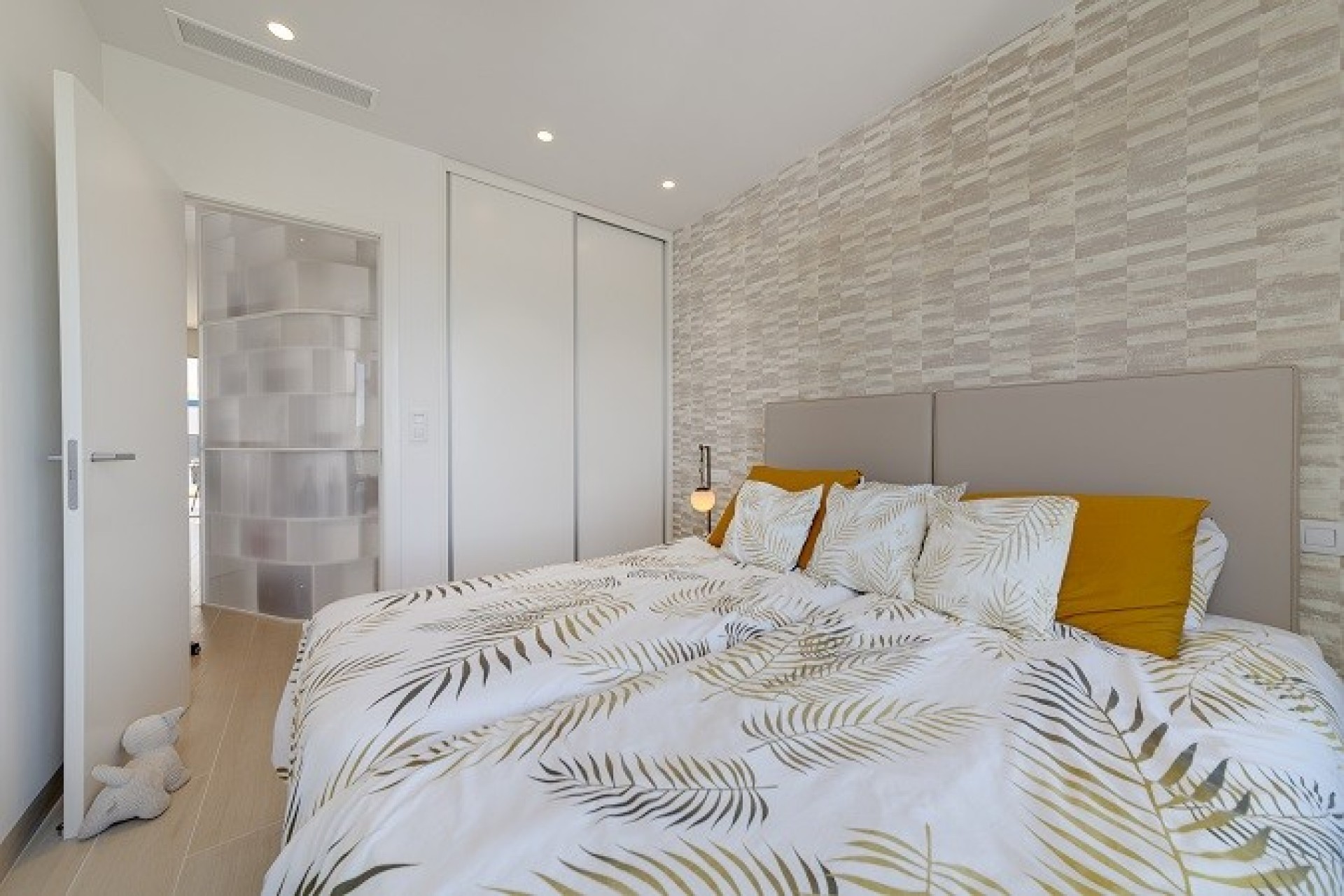 Re-Sale - Apartment - Las Colinas Golf Resort