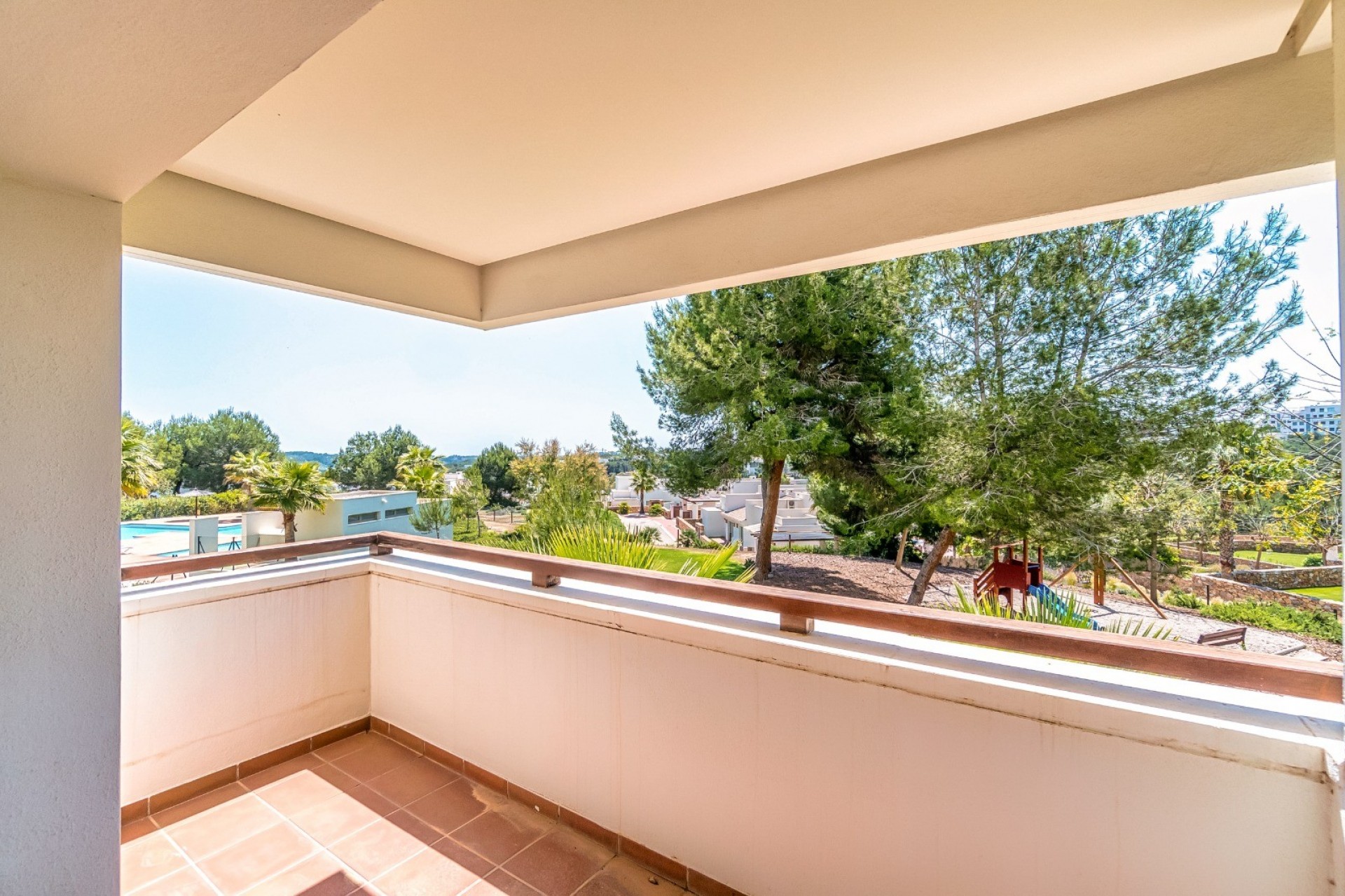 Re-Sale - Apartment - Las Colinas Golf Resort