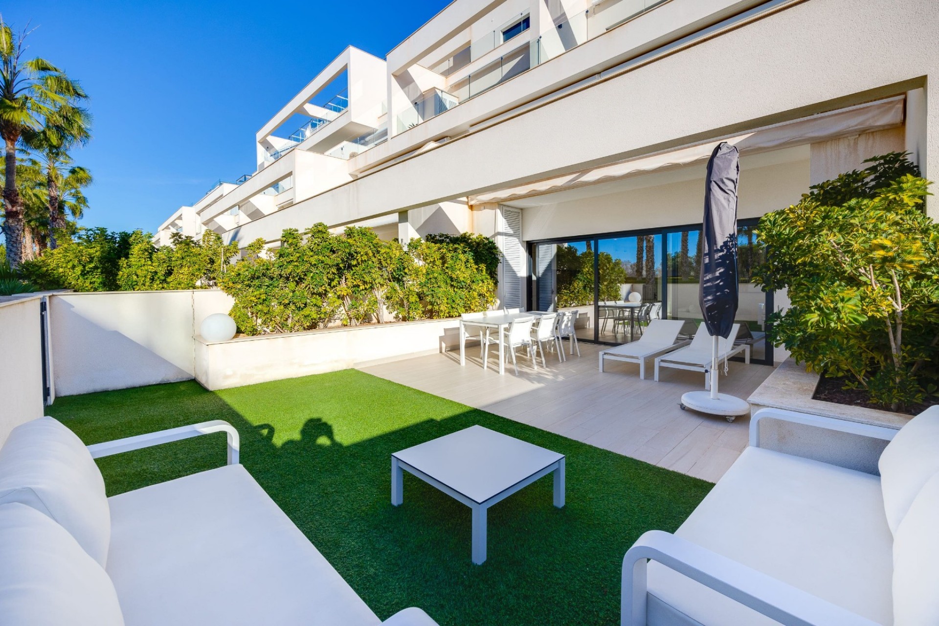 Re-Sale - Apartment - Las Colinas Golf Resort