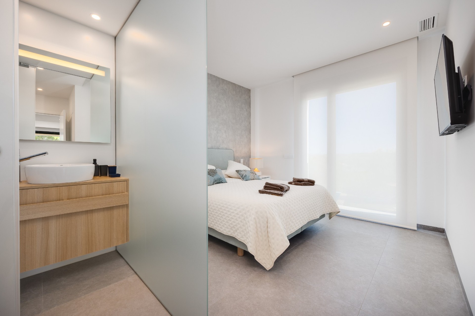 Re-Sale - Apartment - Las Colinas Golf Resort