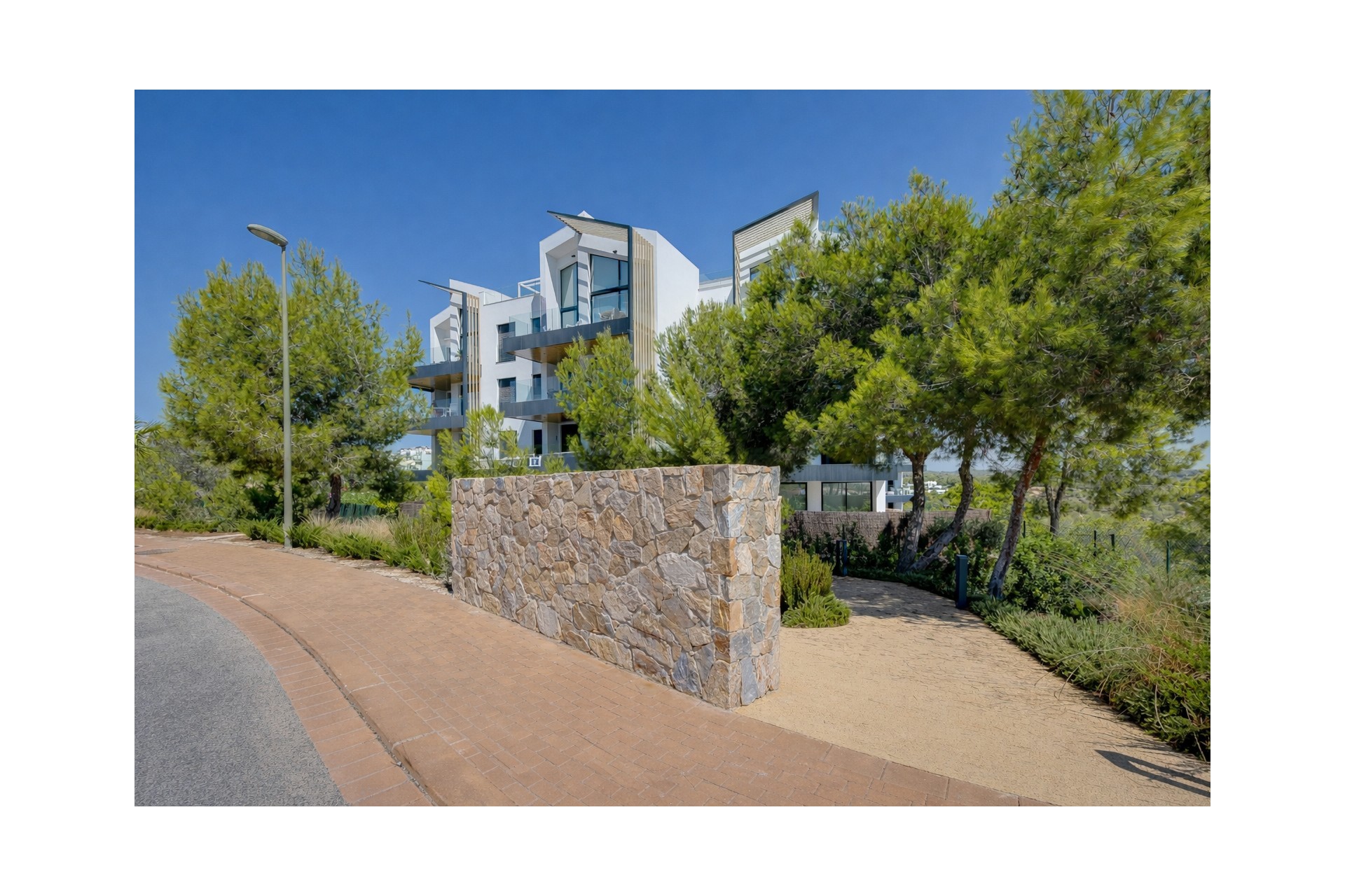 Re-Sale - Apartment - Las Colinas Golf Resort